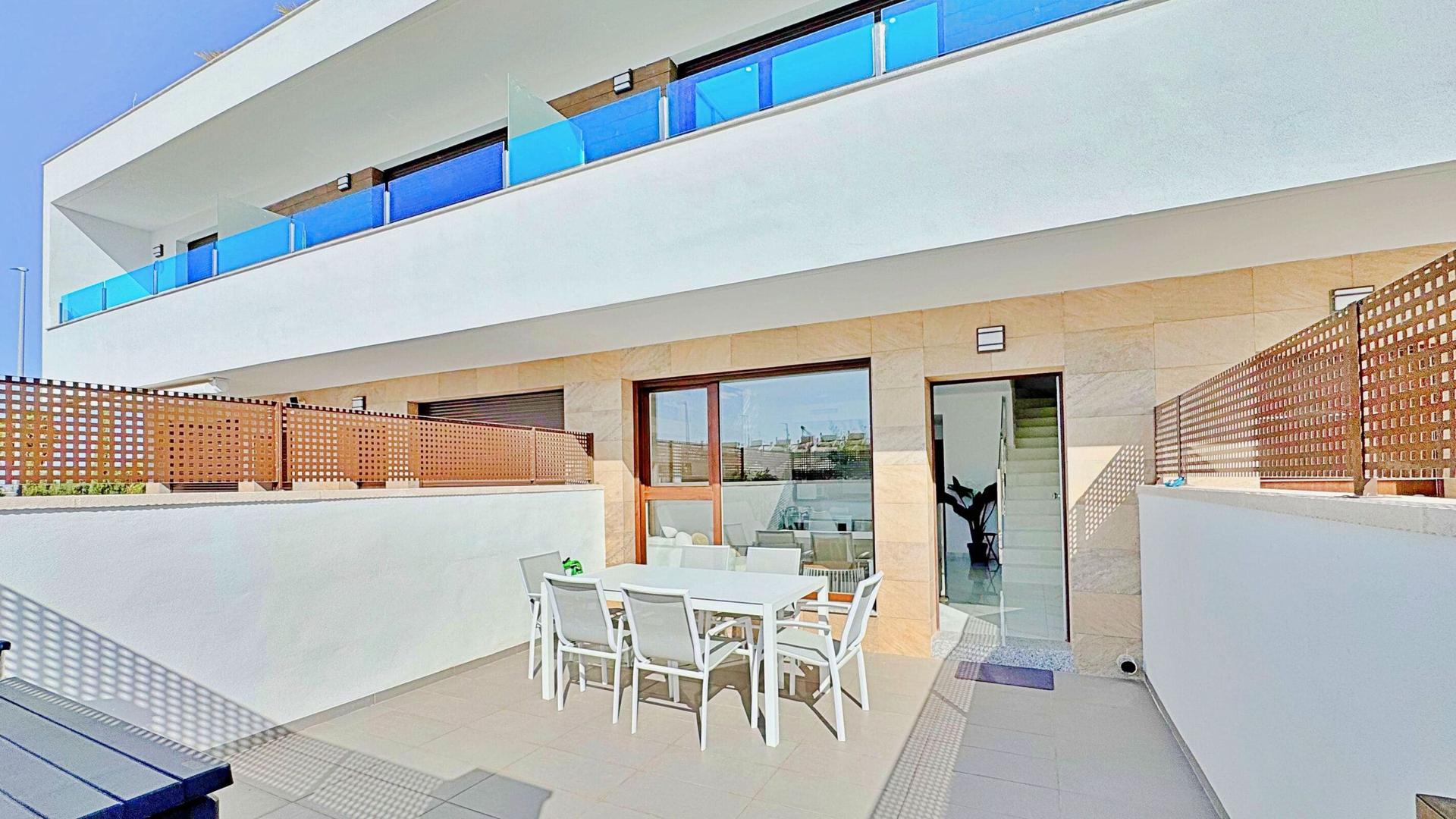 Townhouse in Torrevieja — image 2