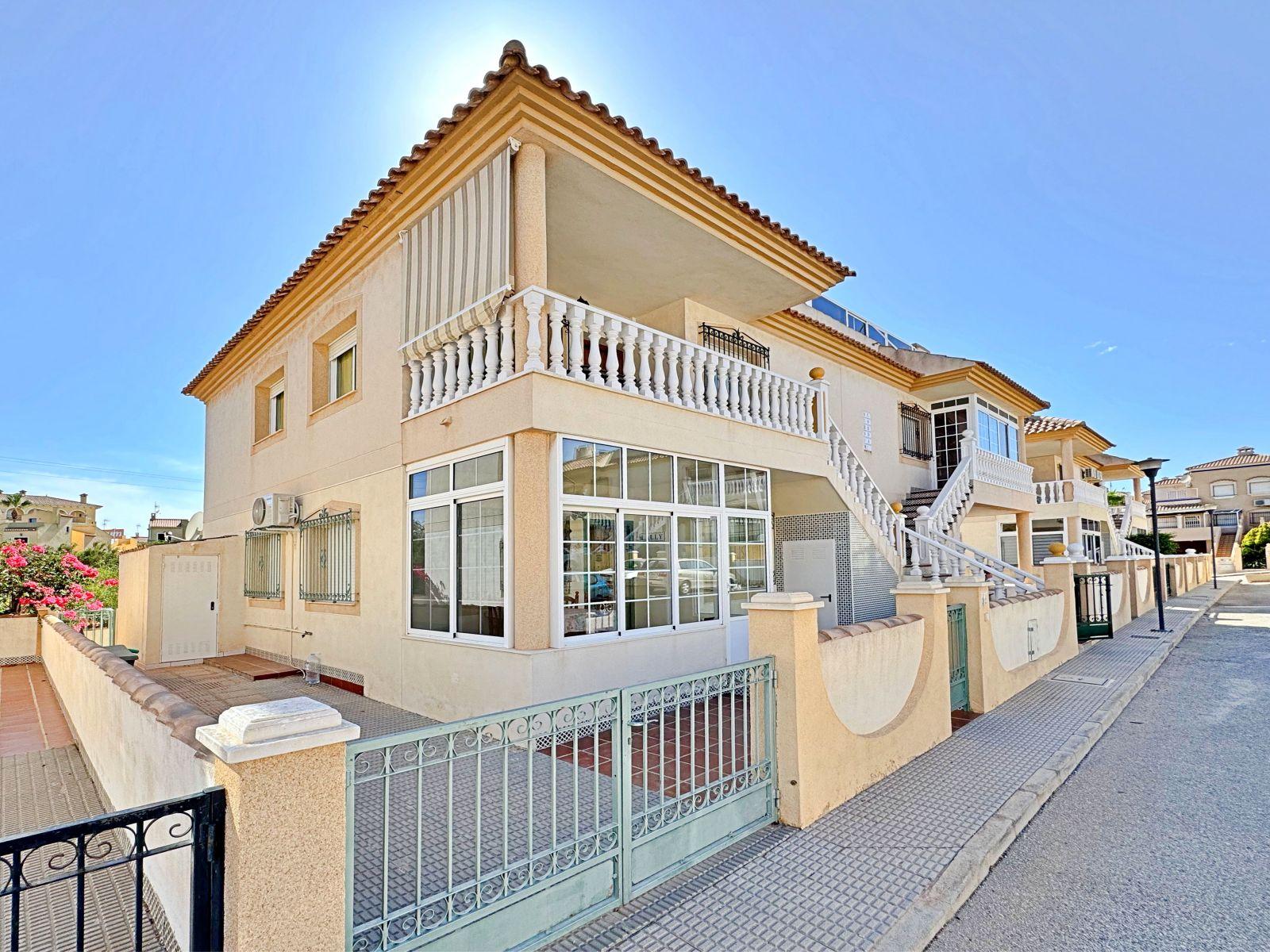 Apartment in Orihuela Costa — image 2