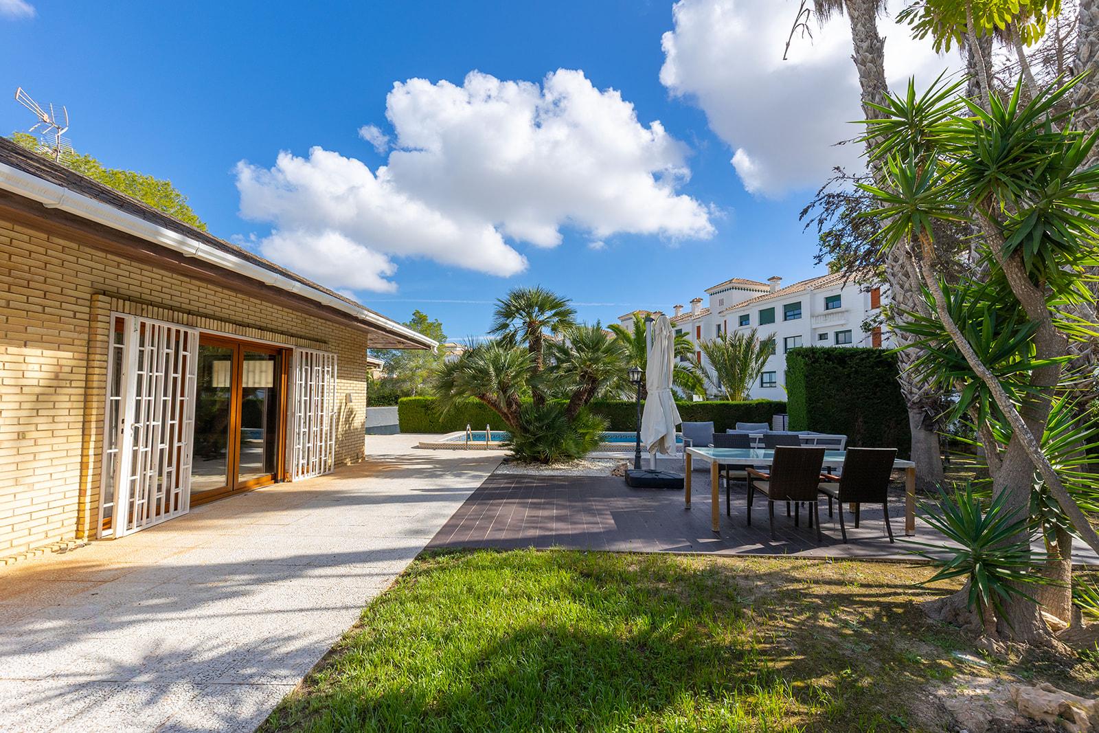 Villa in Orihuela Costa — image 7