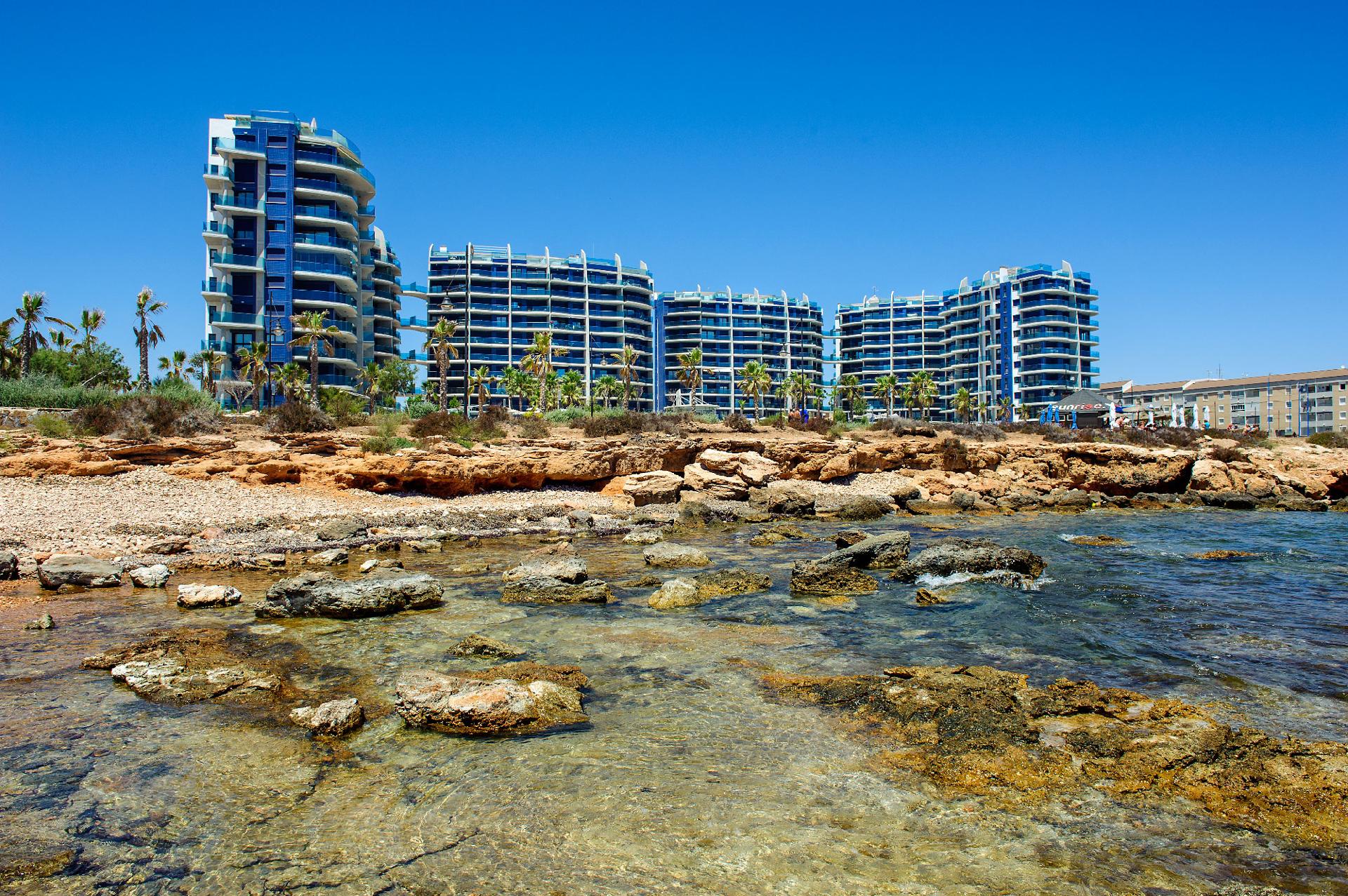 Penthouse in Torrevieja — image 1