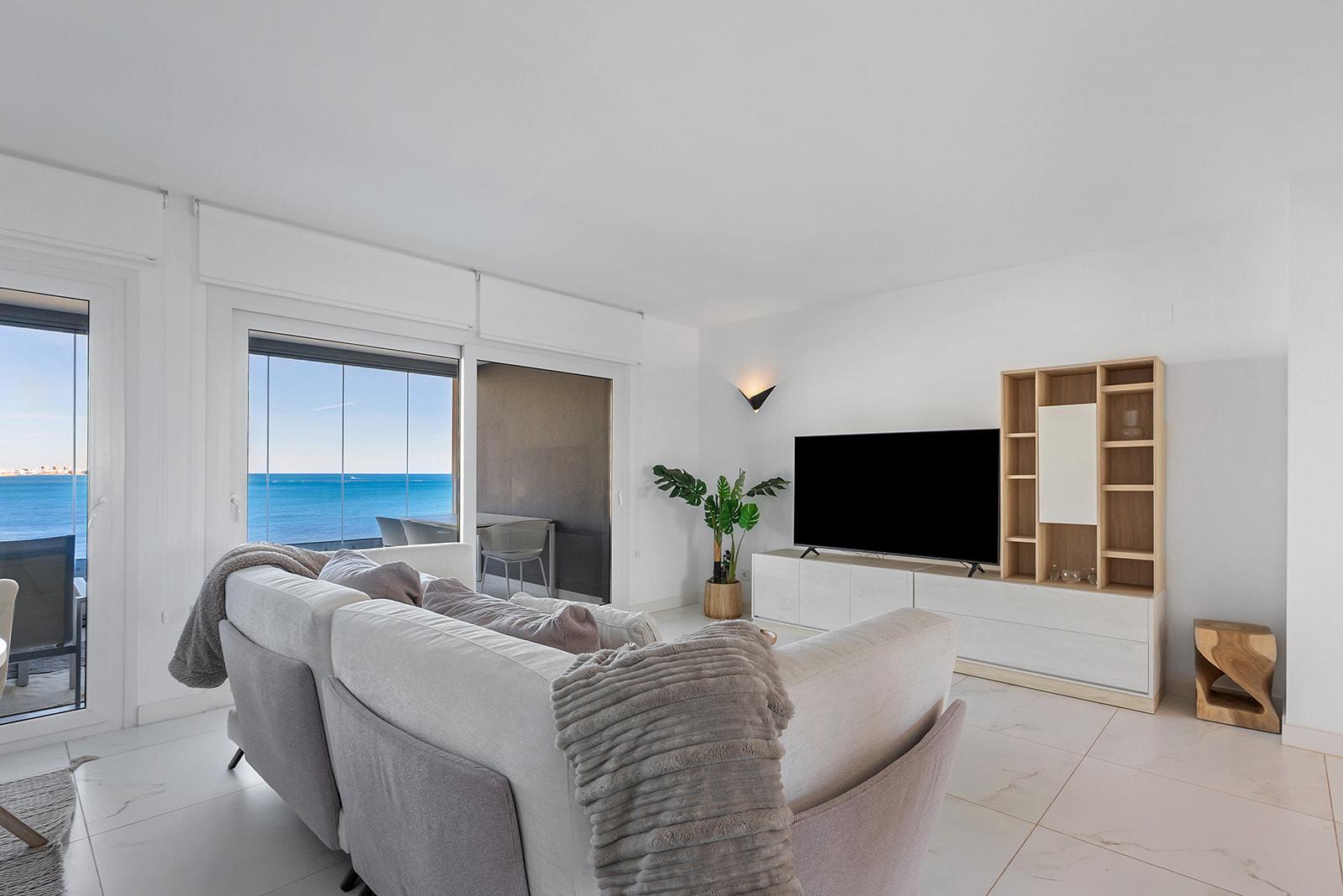 Apartment in Torrevieja — image 2