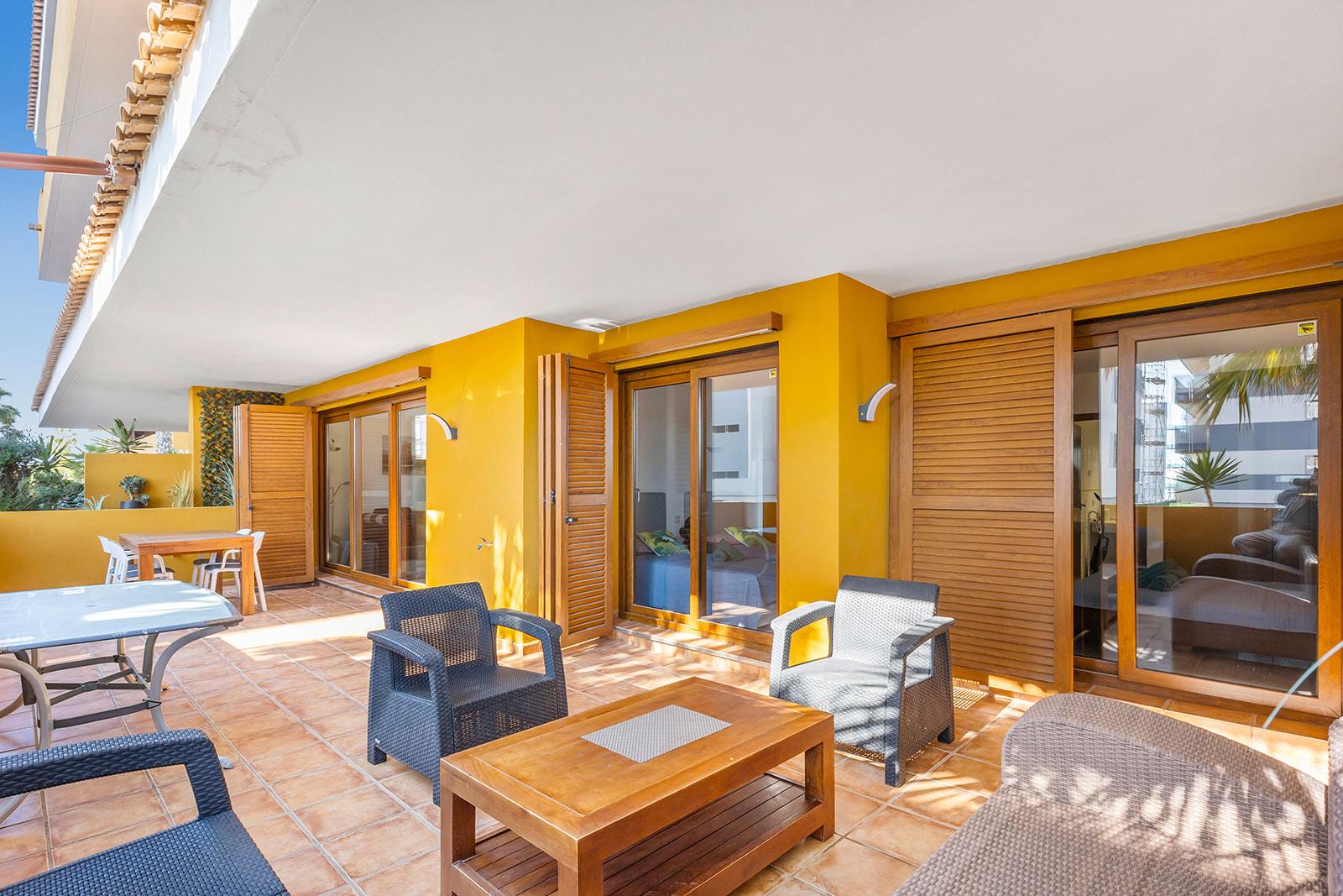 Apartment in Torrevieja — image 3