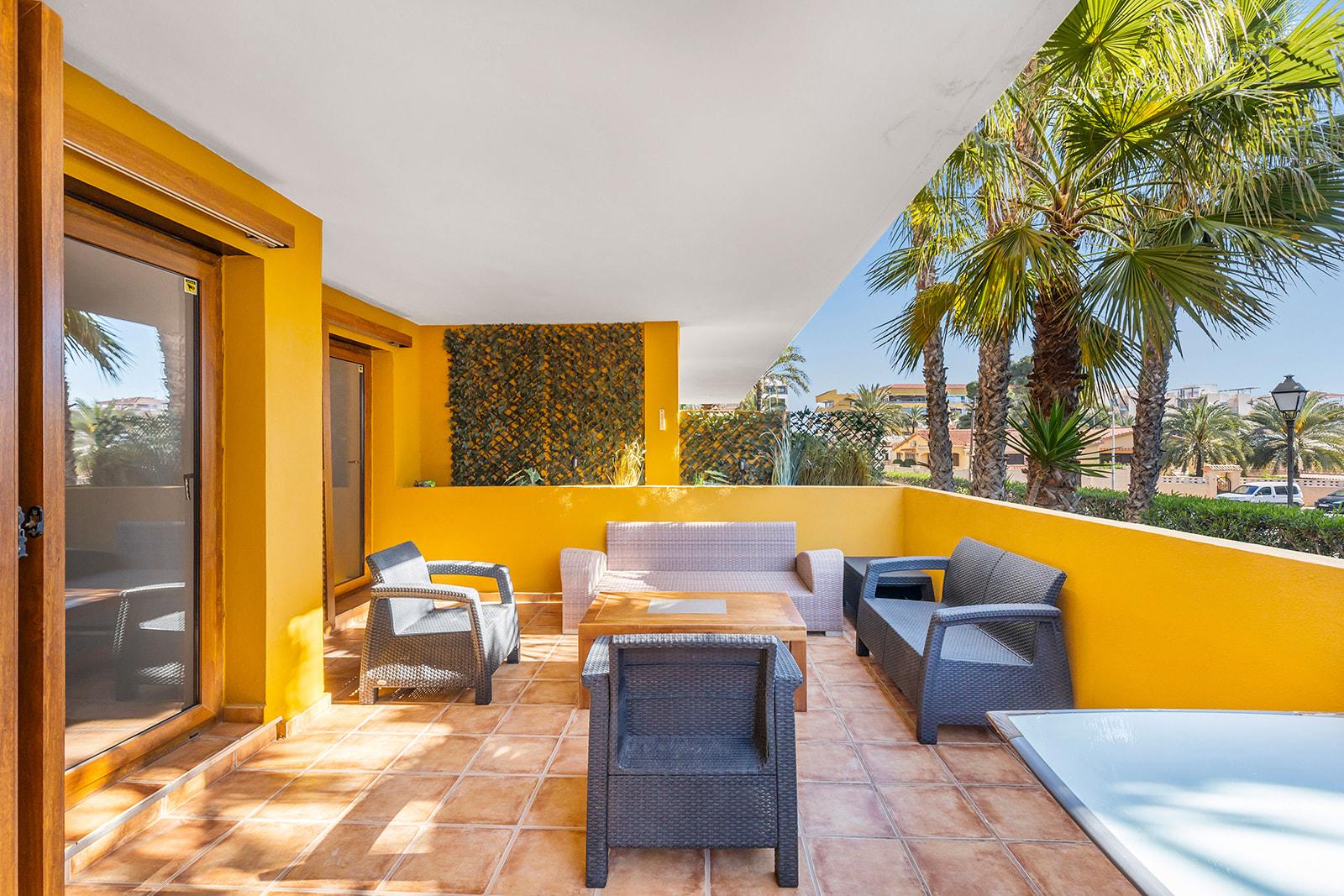 Apartment in Torrevieja — image 2
