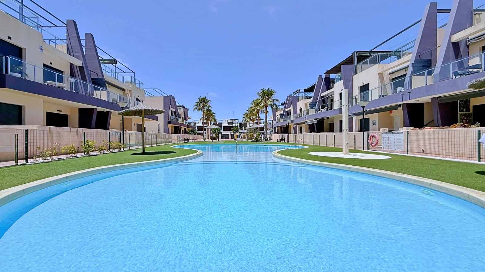 Penthouse in Pilar De La Horadada — image 1