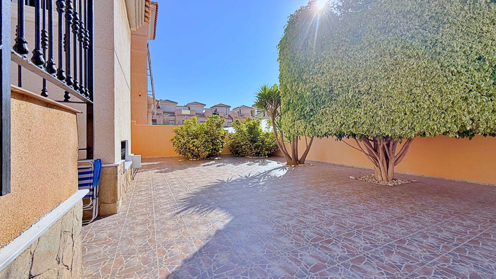 Villa in Orihuela — image 4