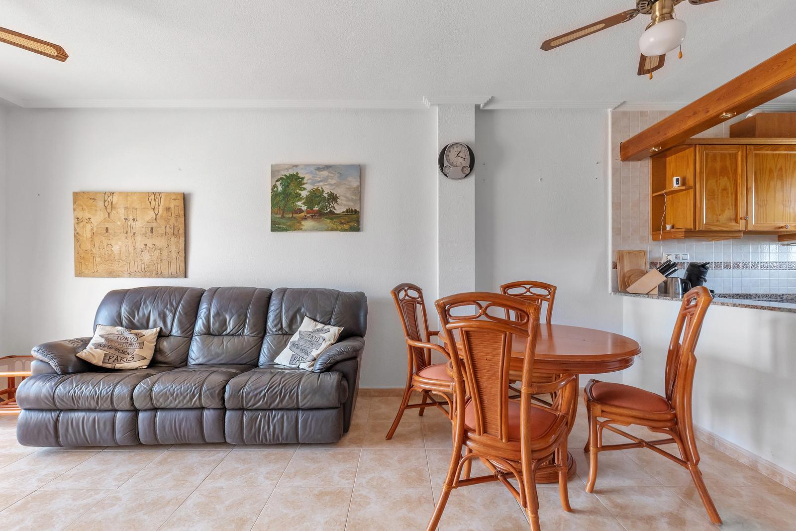 Apartment in Orihuela — image 3