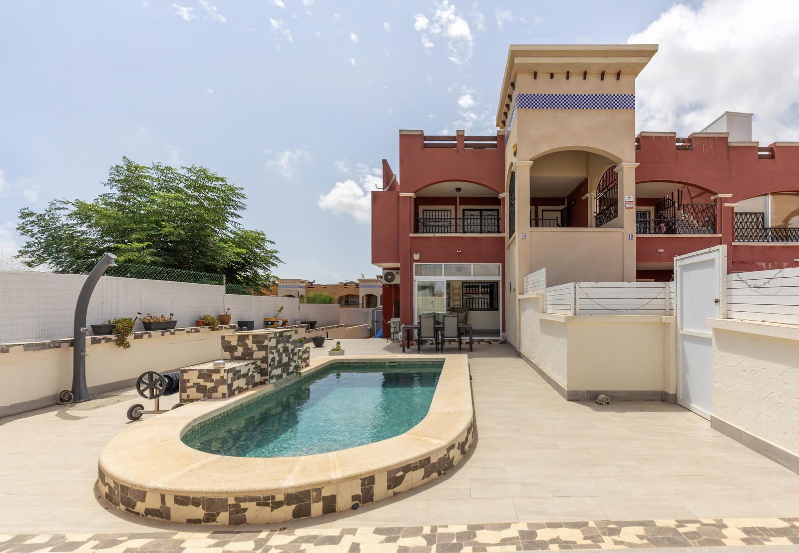 Apartment in Orihuela Costa — image 1