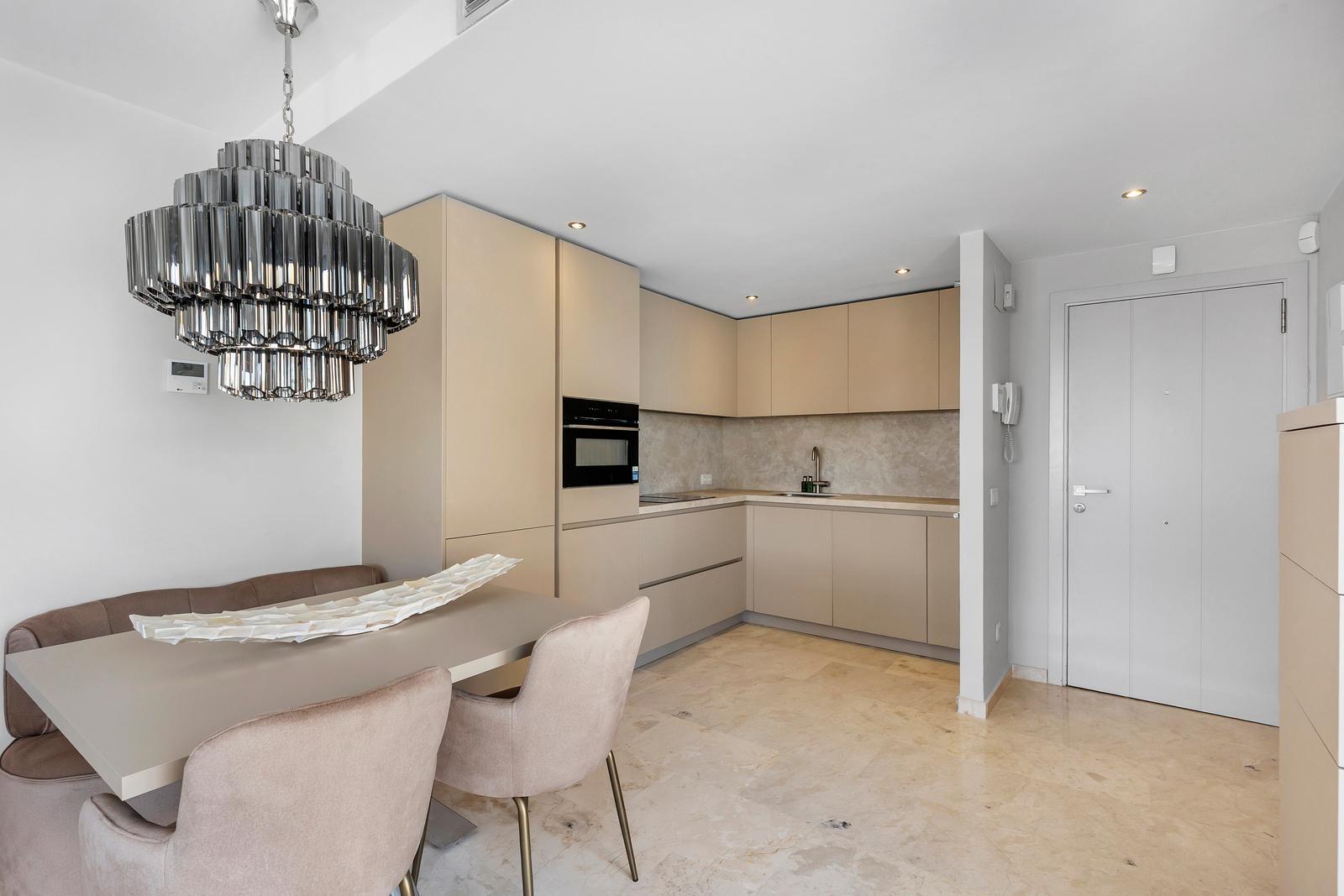 Apartment in Torrevieja — image 3