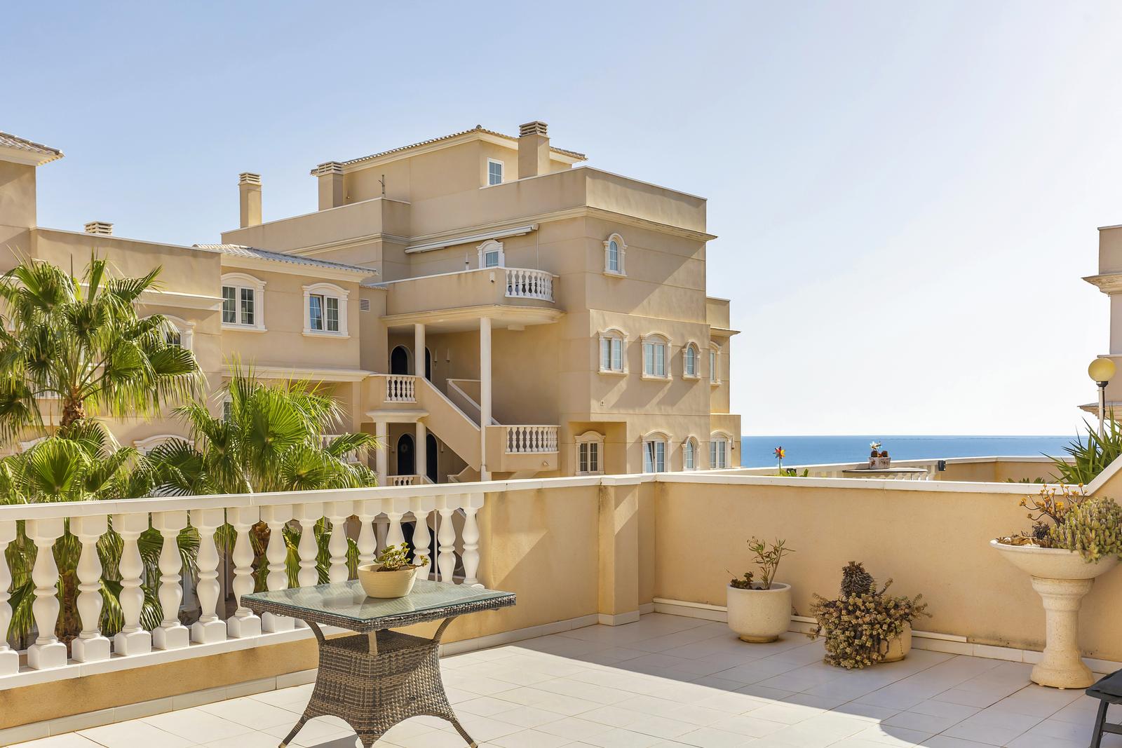 Apartment in Guardamar Del Segura — image 3