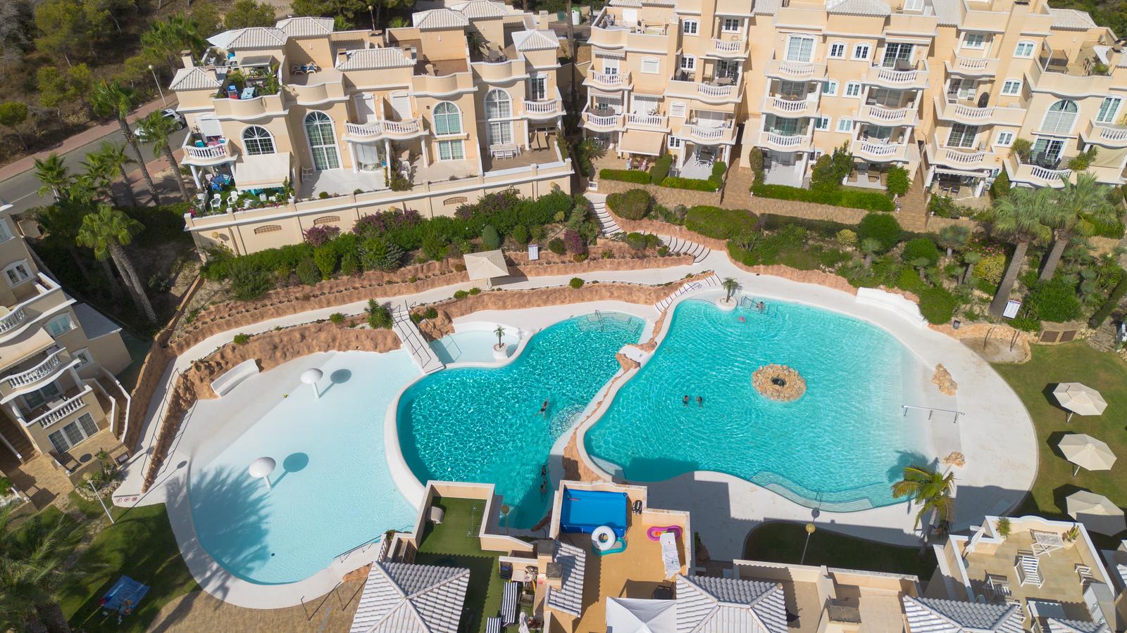 Apartment in Guardamar Del Segura — image 1