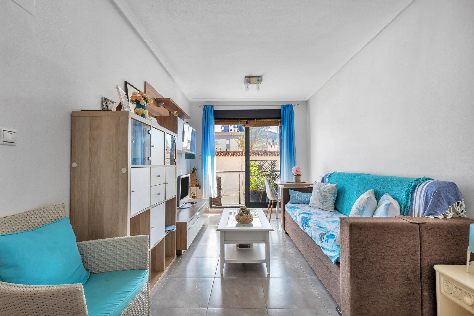 Apartment in Torrevieja — image 2