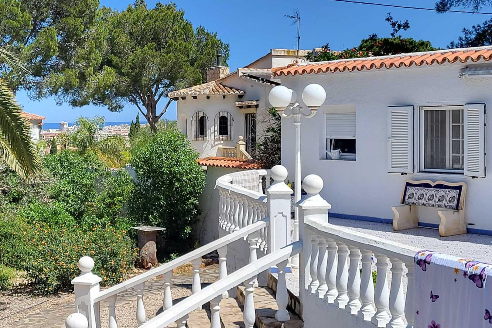 Villa in Denia — image 1