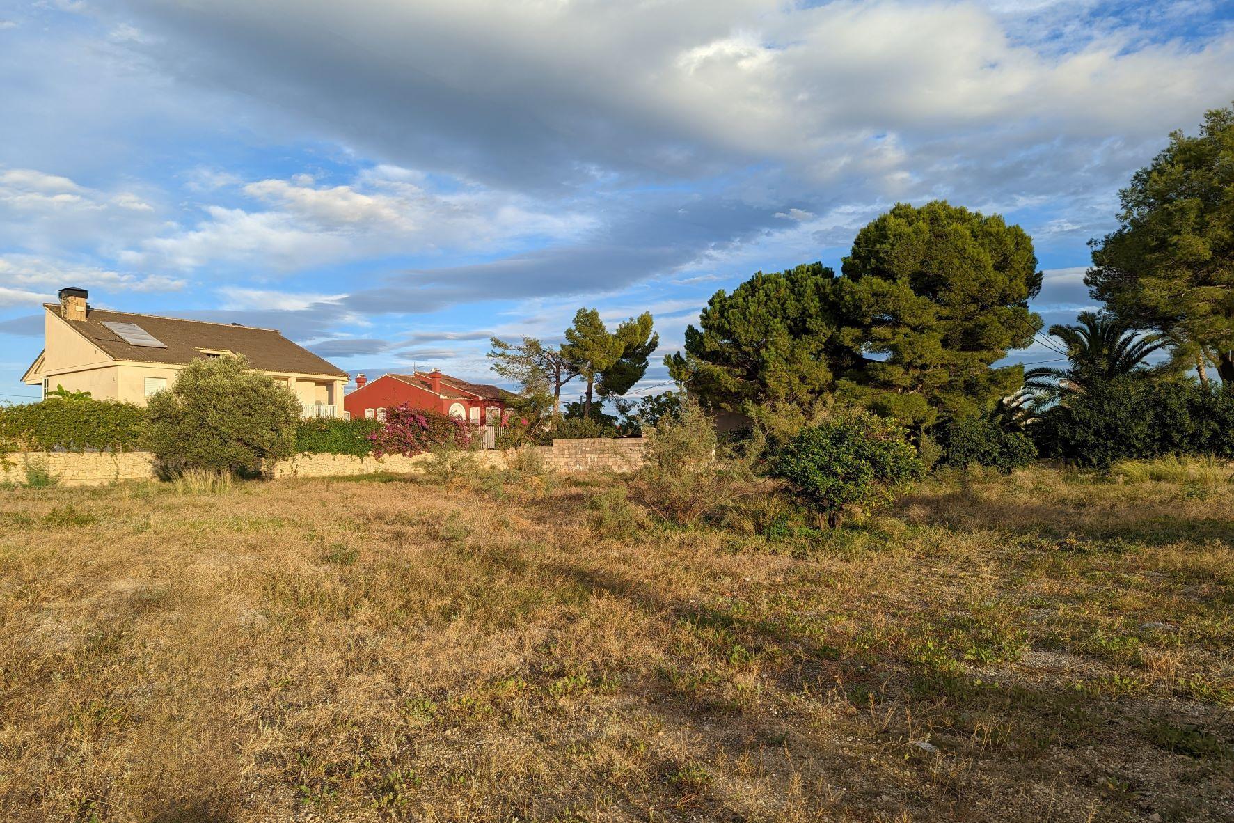 Land in Denia — image 1
