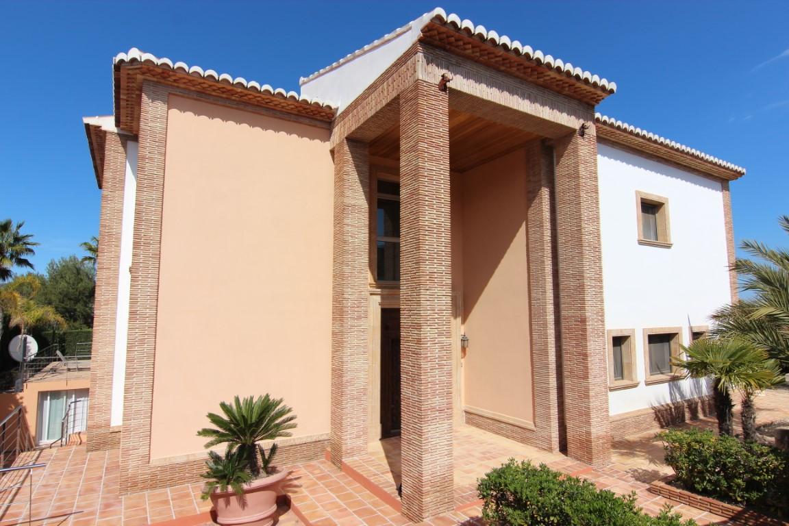 Villa in Javea — image 2
