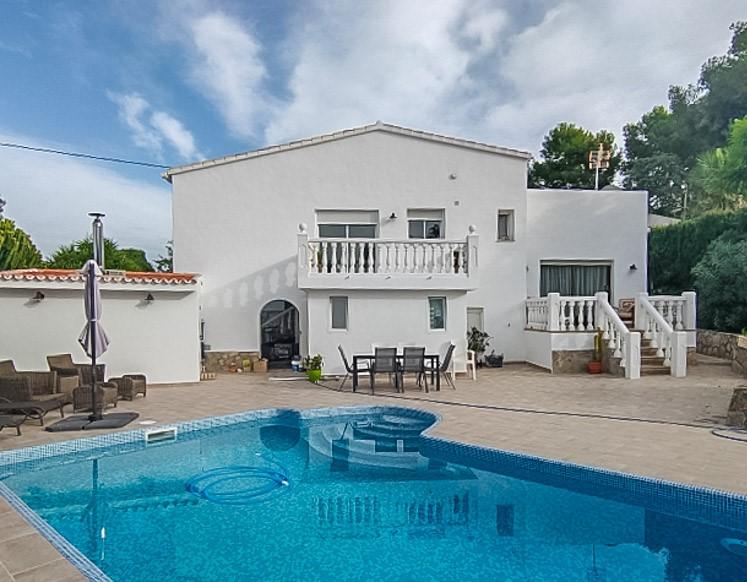 Villa in Javea — image 1