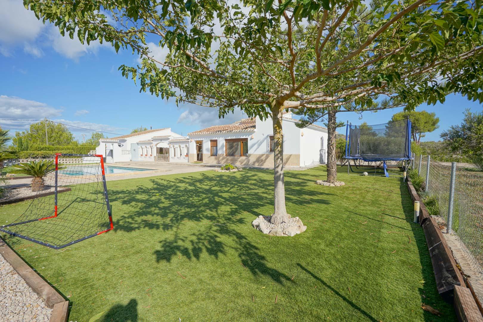 Villa in Javea — image 2