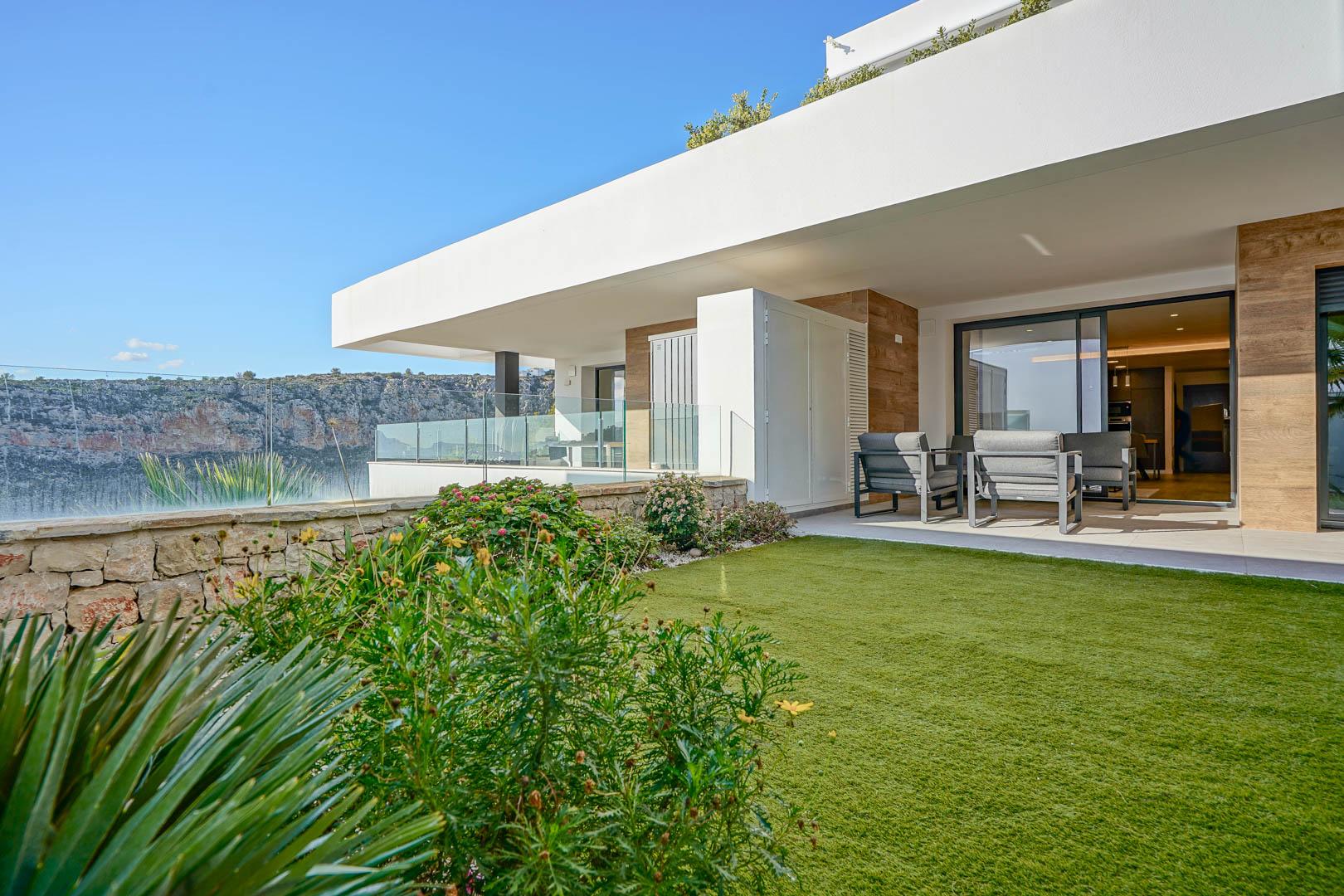 Apartment in Benitachell — image 1