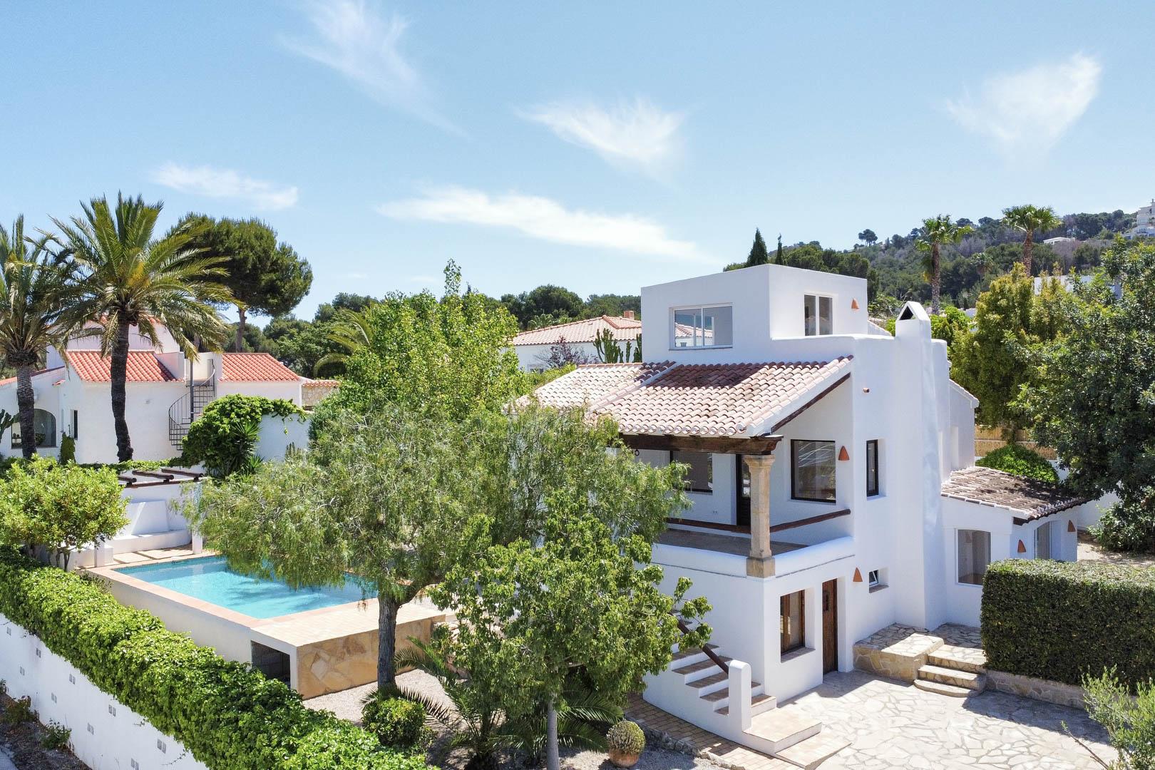 Villa in Javea — image 1