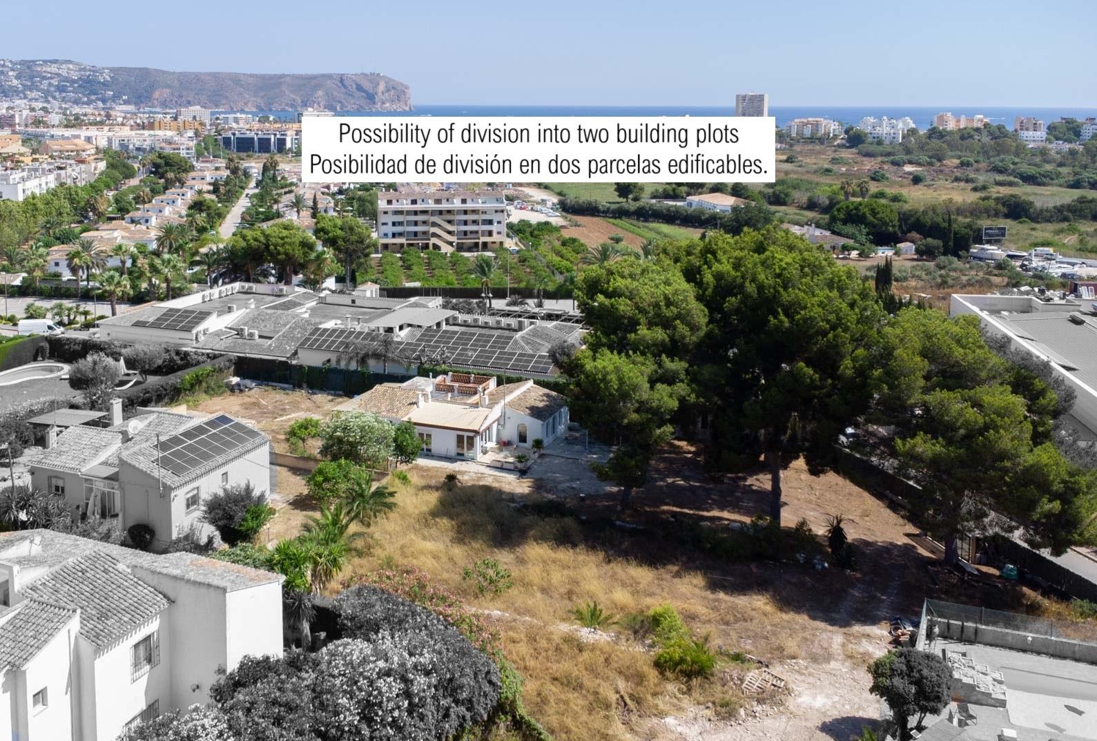 Land in Javea — image 1