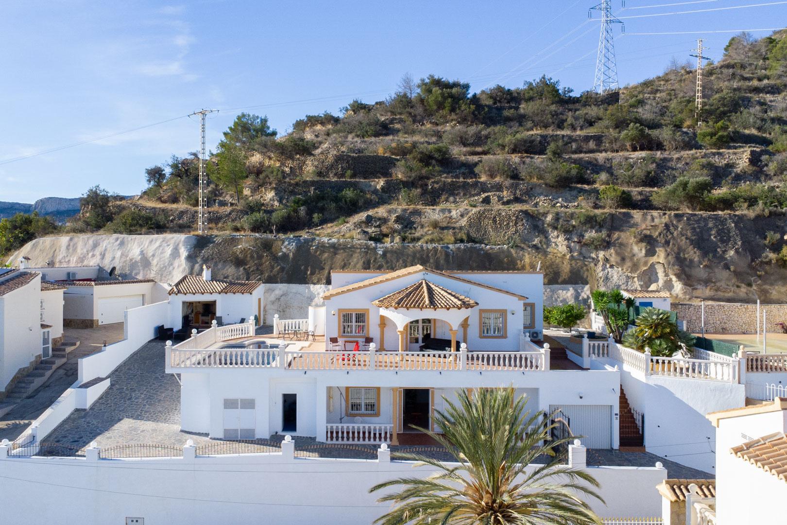 Villa in Calpe — image 1