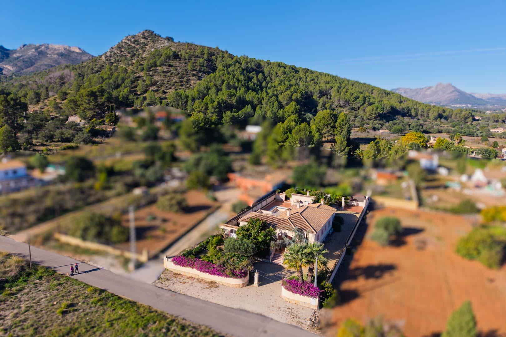 Villa in Jalon — image 3