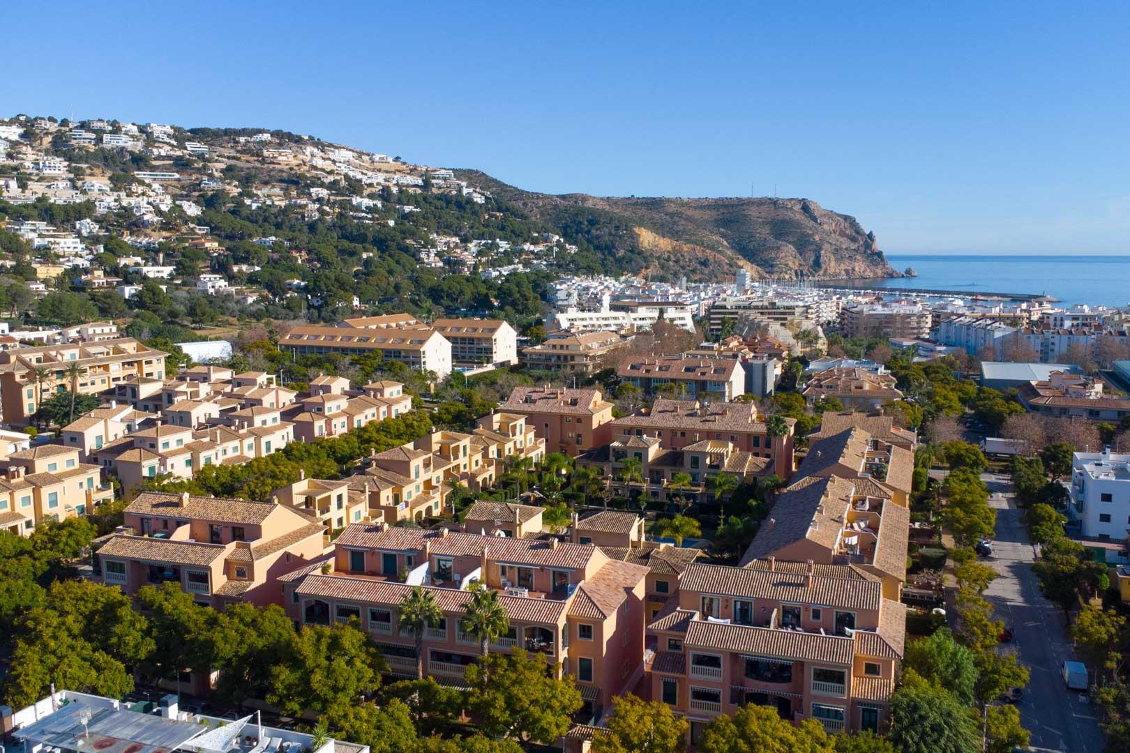 Apartment in Javea — image 1