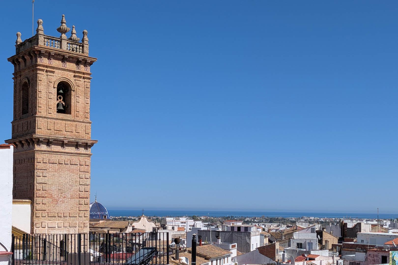 Town house in Oliva — image 3