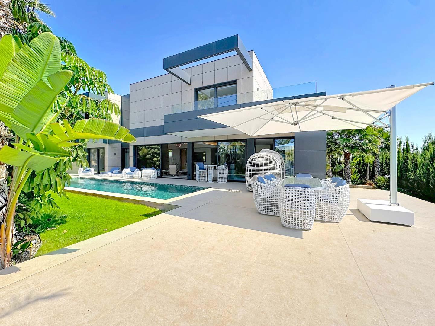 Villa in Calpe — image 1