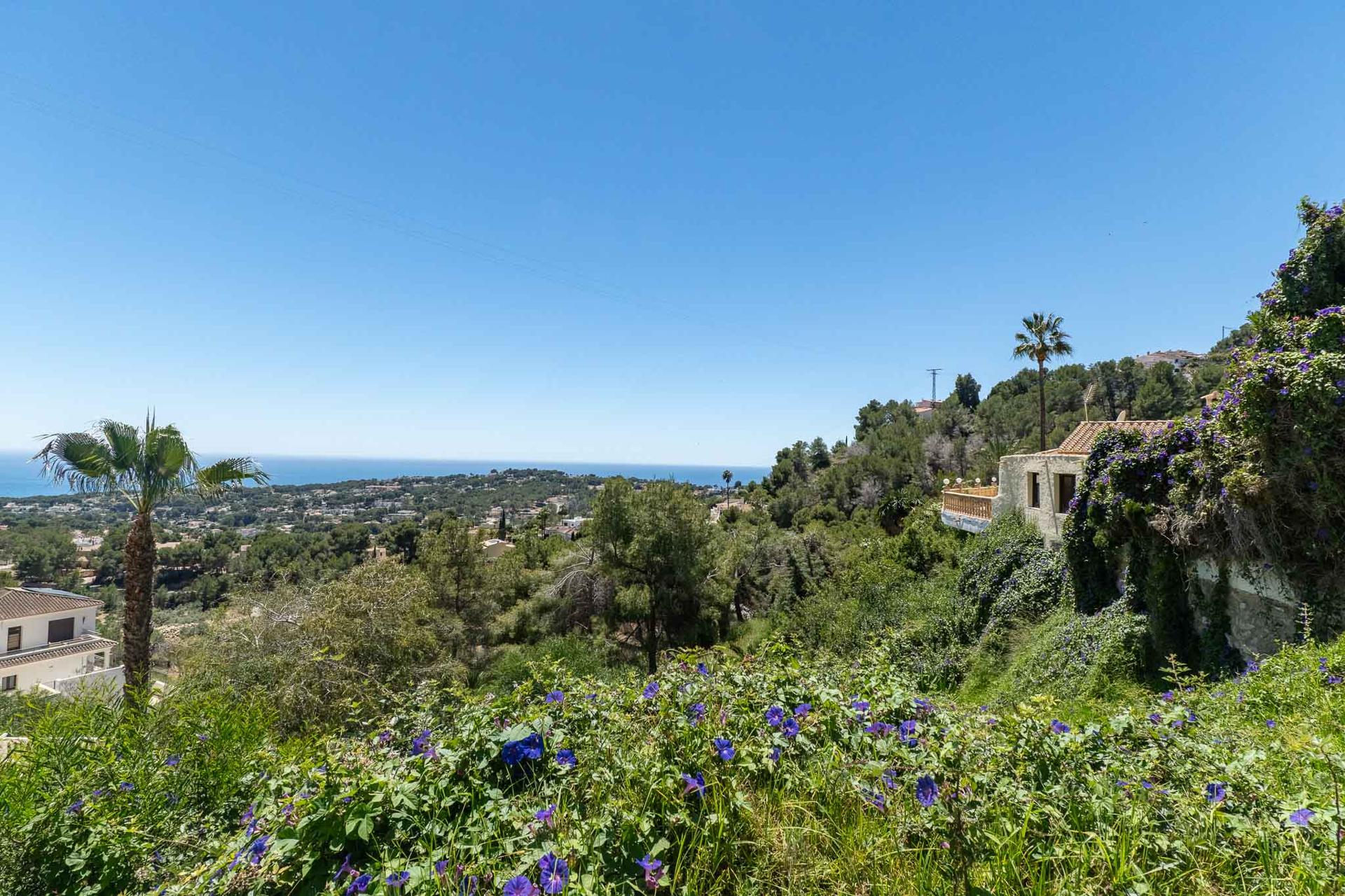 Land in Moraira — image 2