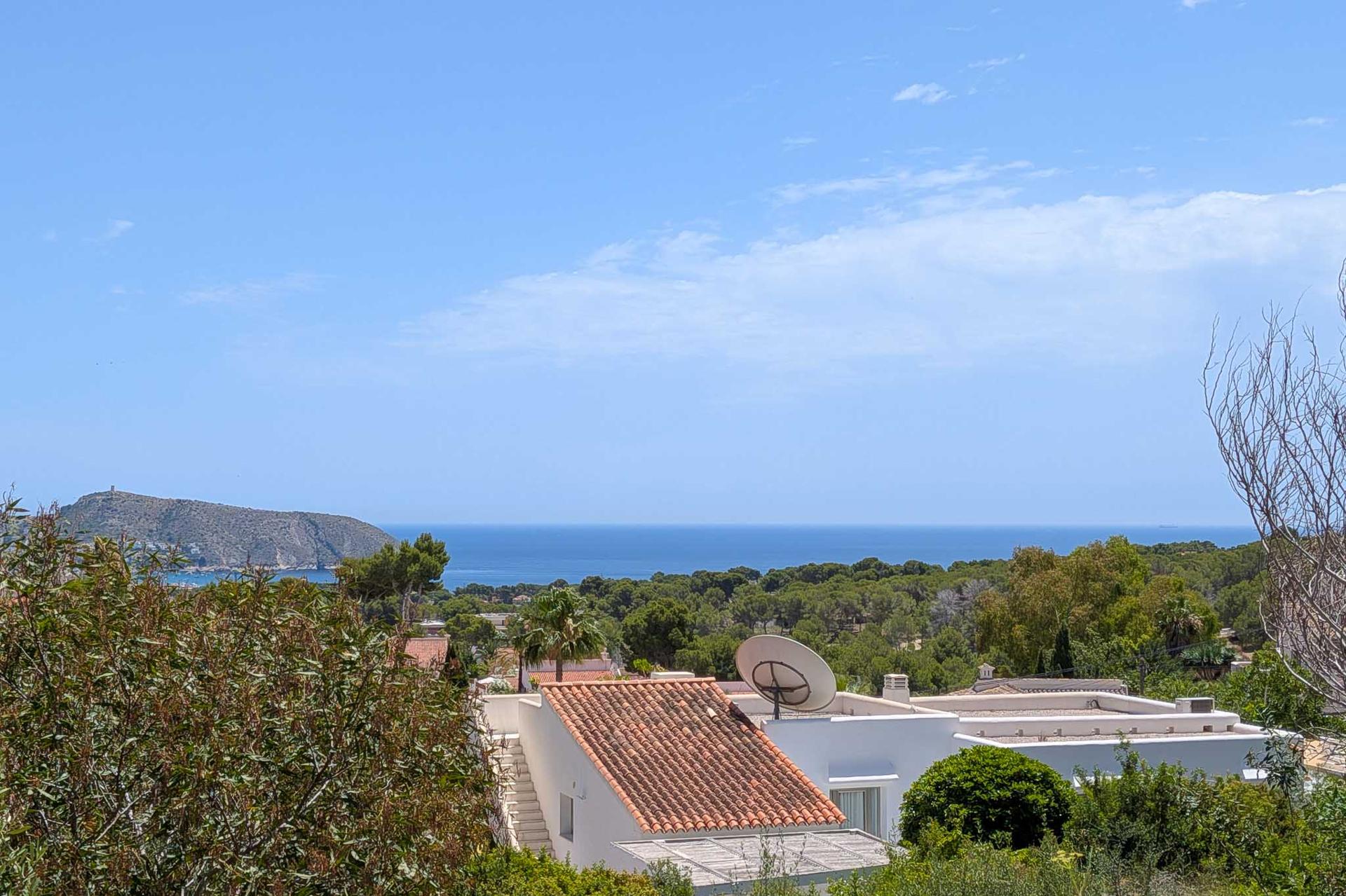 Land in Moraira — image 1