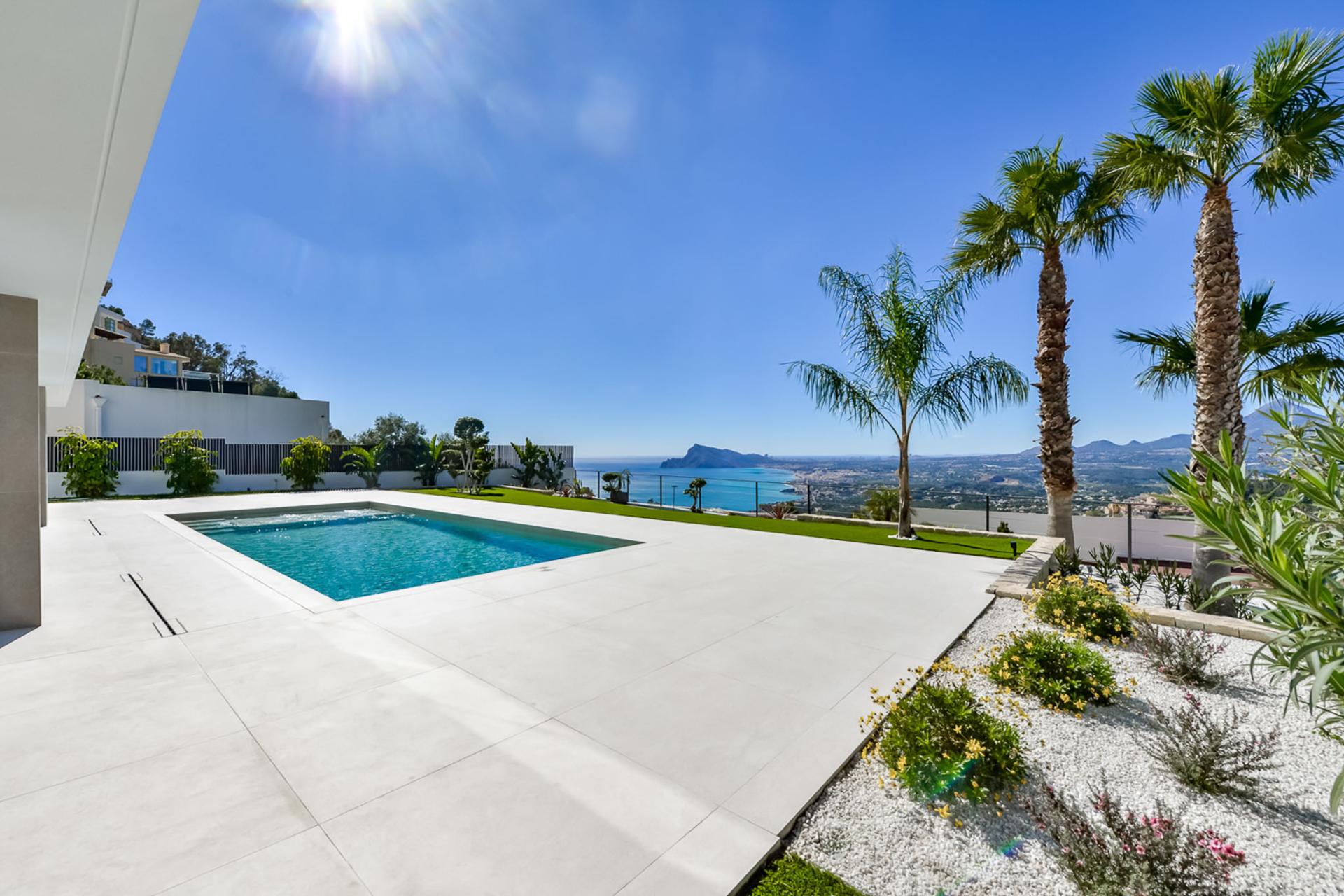 Villa in Altea — image 1