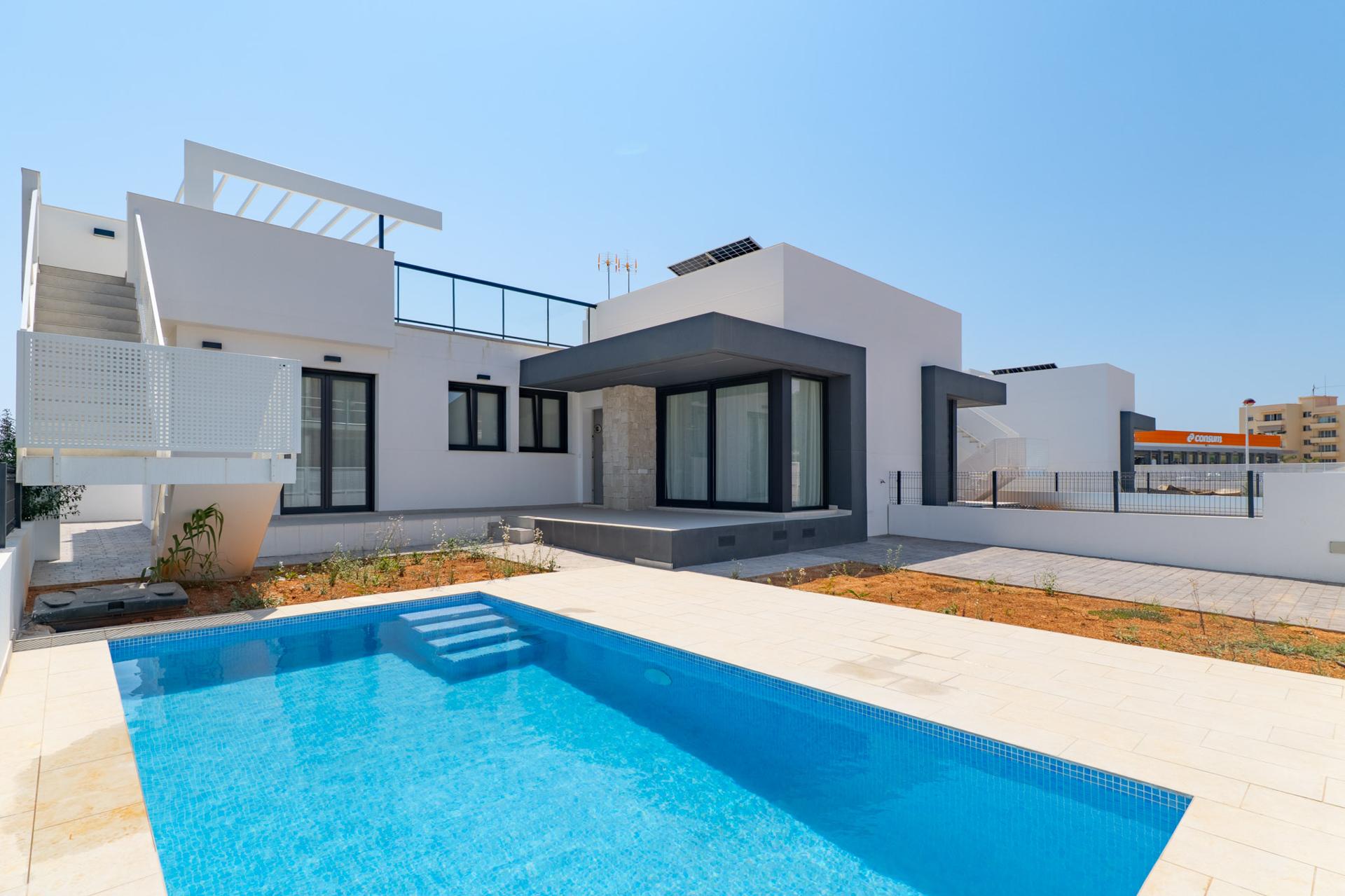 Villa in El Vergel — image 1