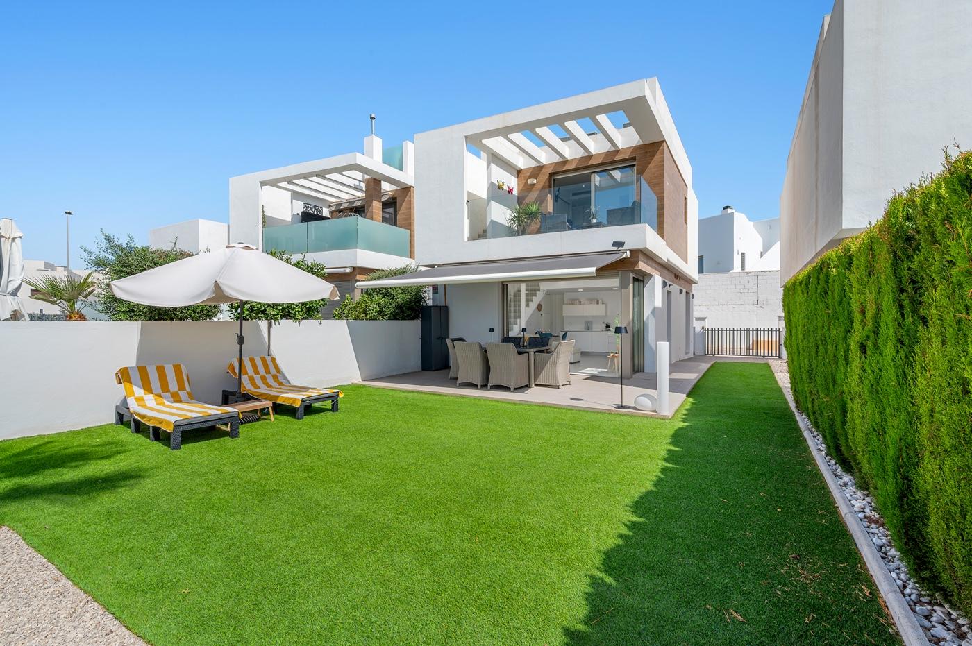 Villa in Orihuela Costa — image 1