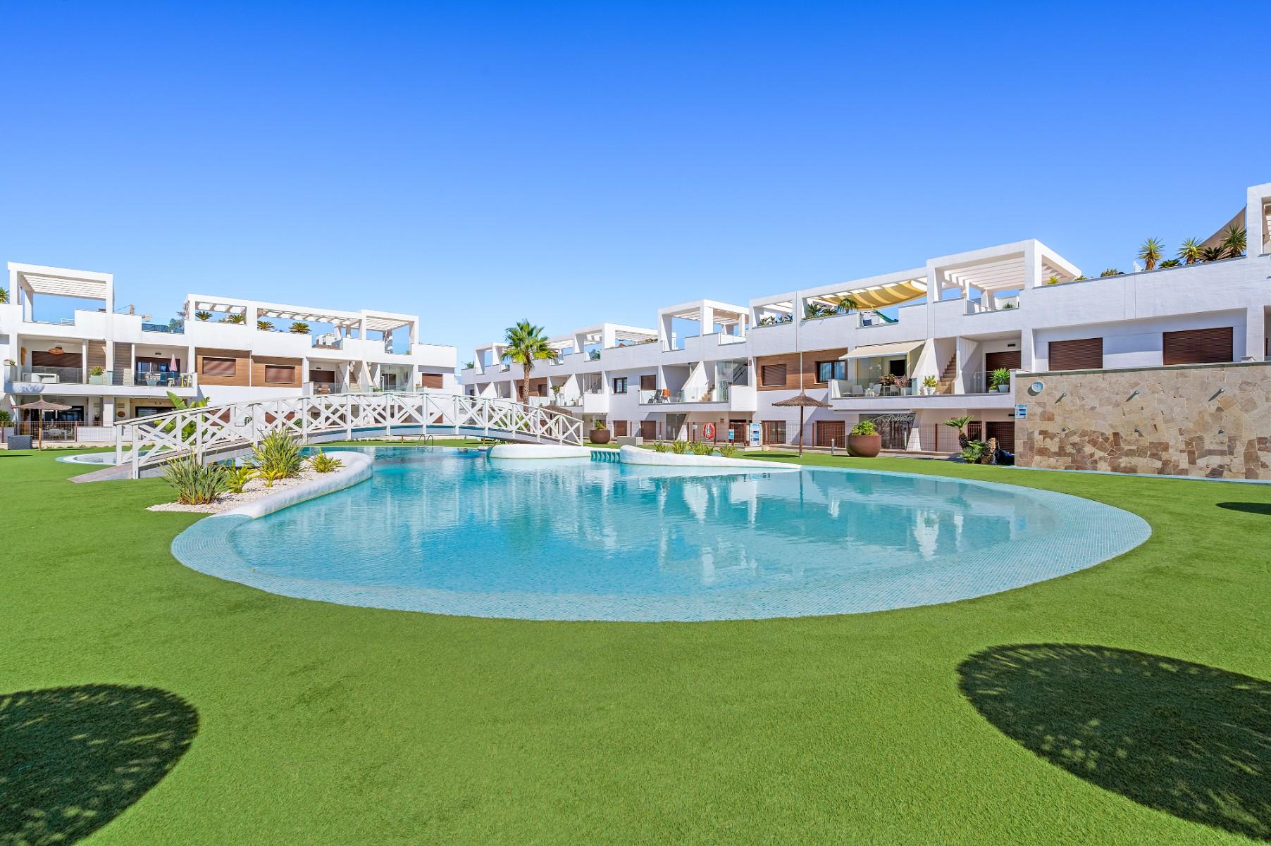 Apartment in Torrevieja — image 3