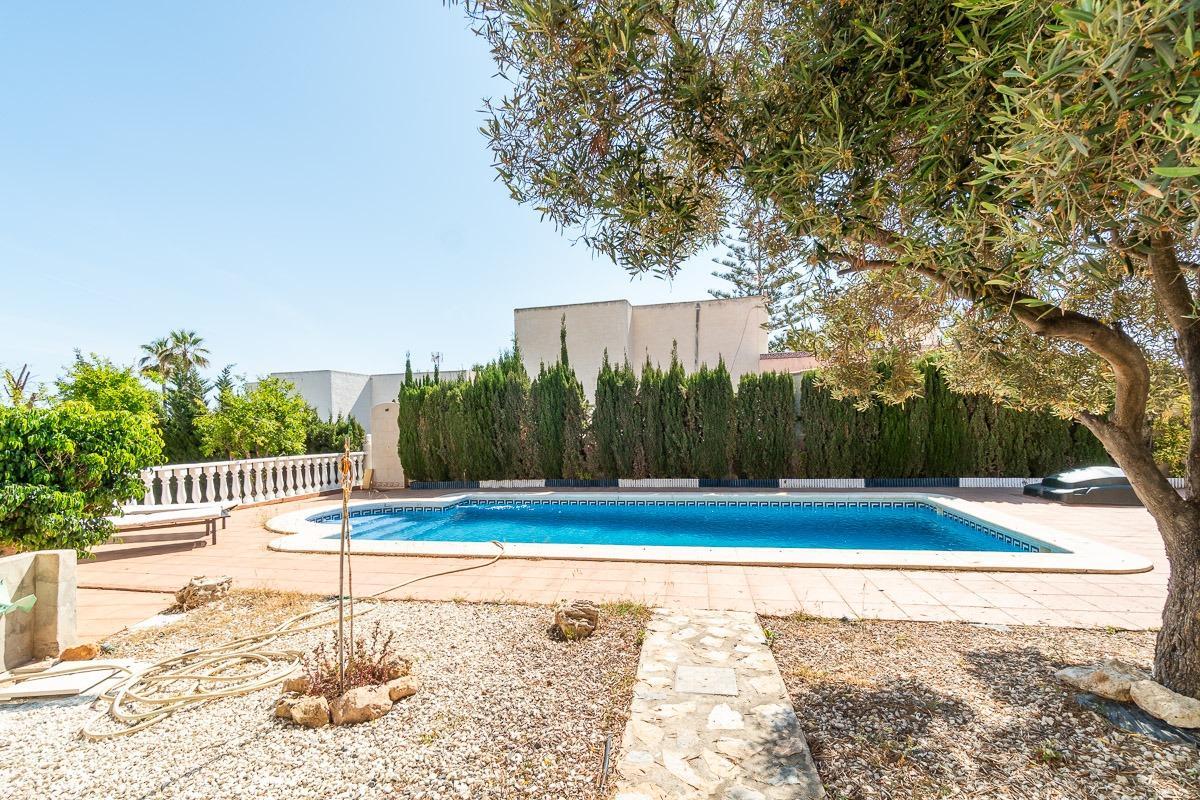 Villa in Torrevieja — image 3