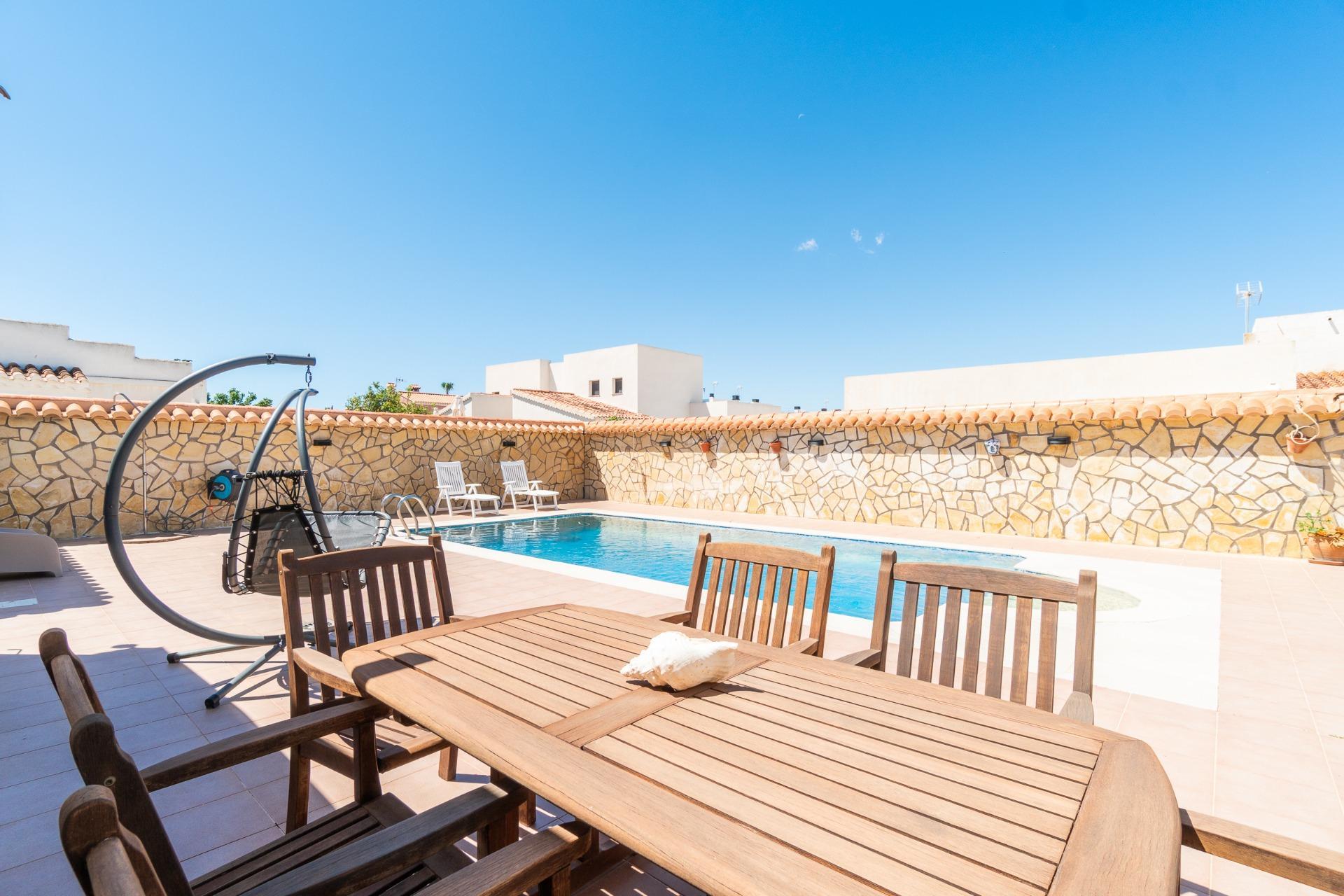 Villa in Torrevieja — image 2