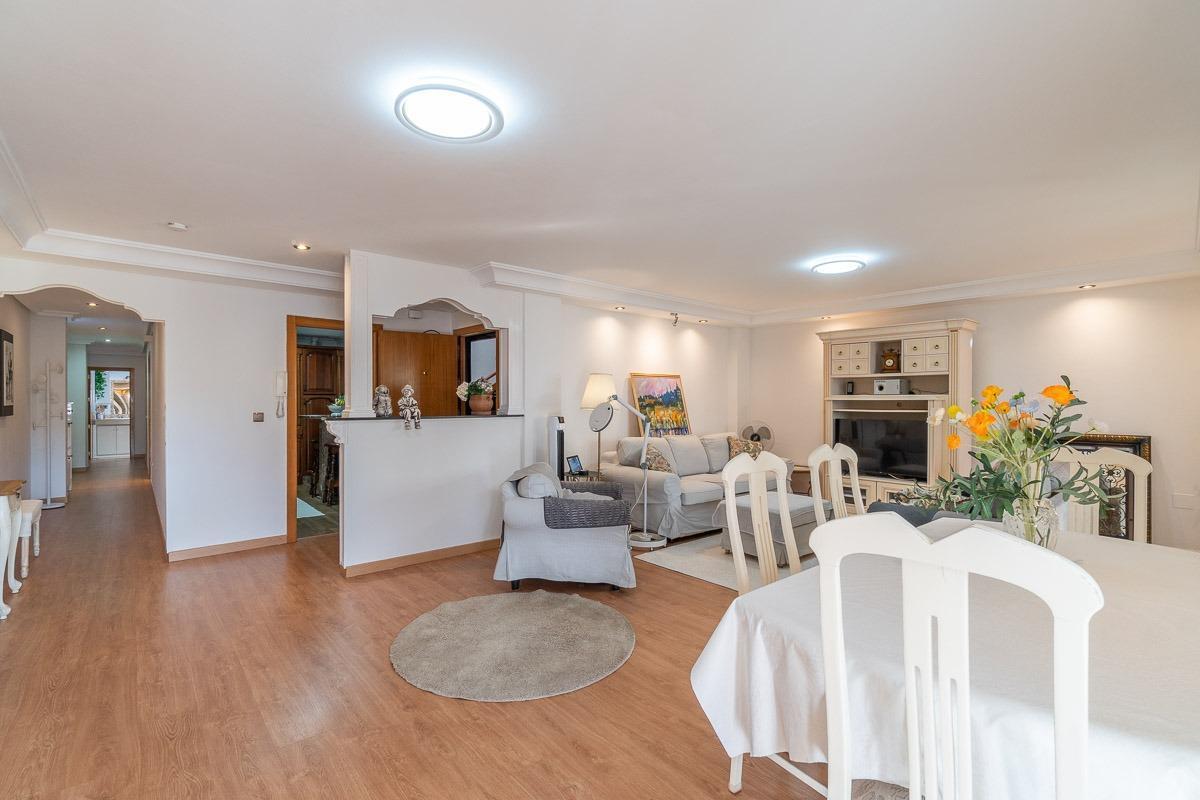 Penthouse in Torrevieja — image 3