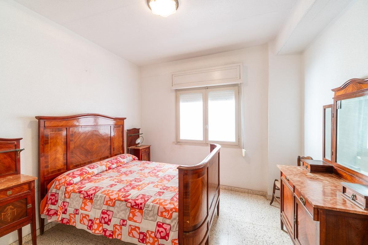 Apartment in Torrevieja — image 2