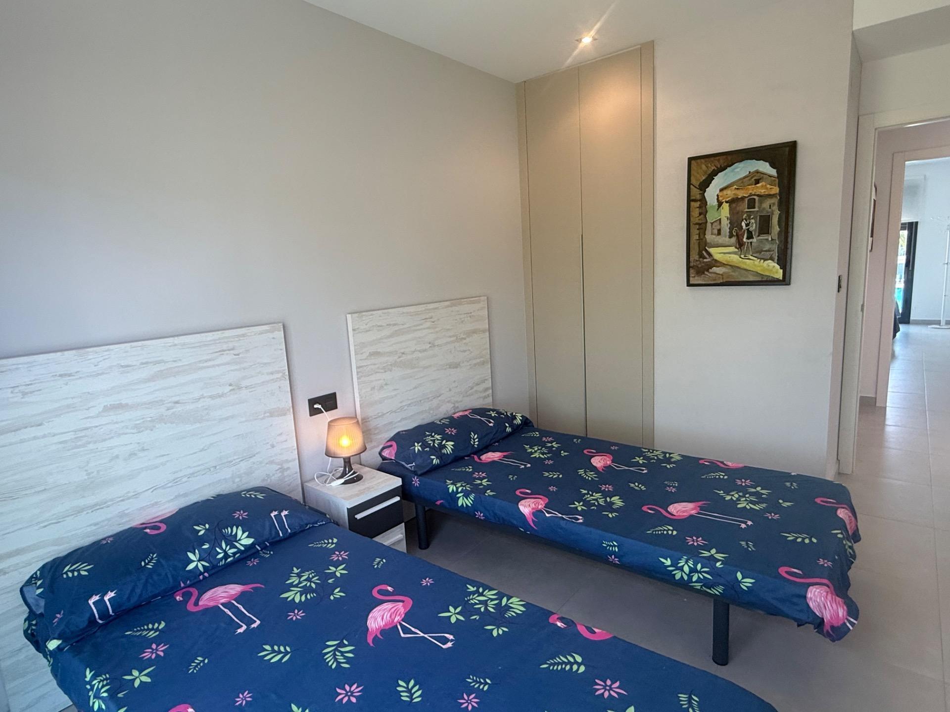 Bungalow in Guardamar del Segura — image 6
