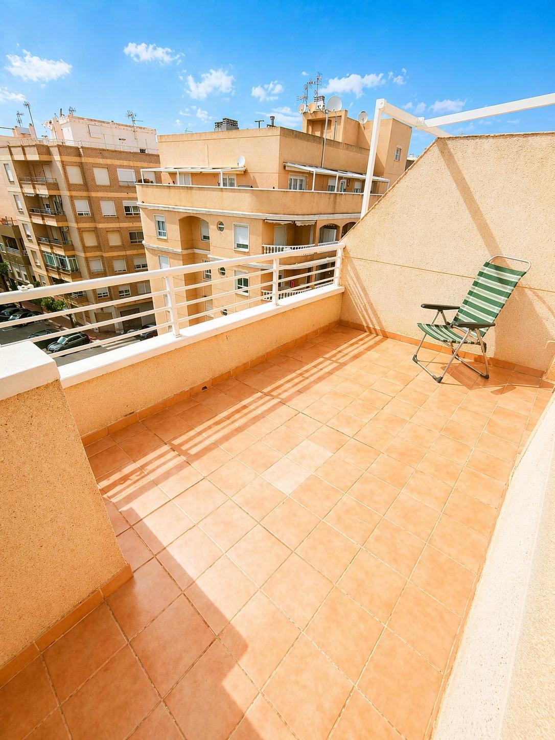 Penthouse in Torrevieja — image 2