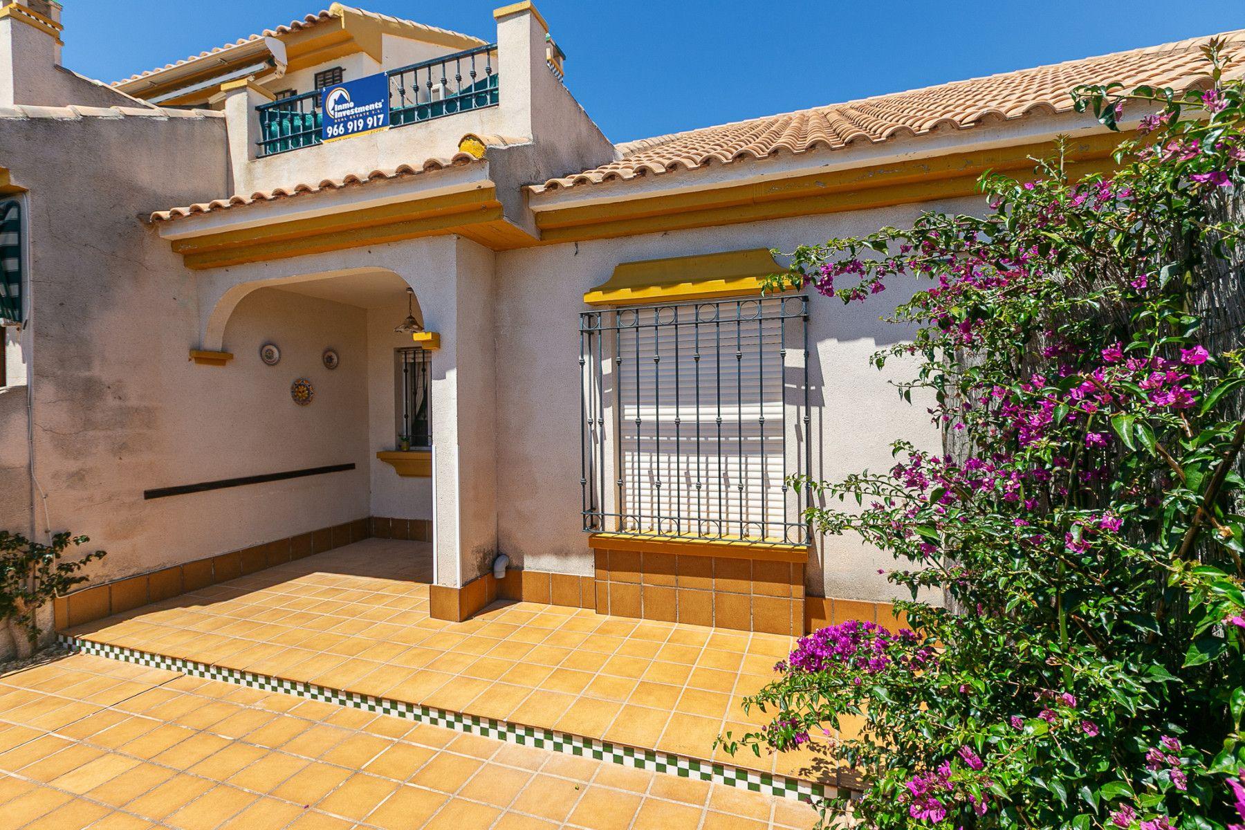 Townhouse in Orihuela Costa — image 2