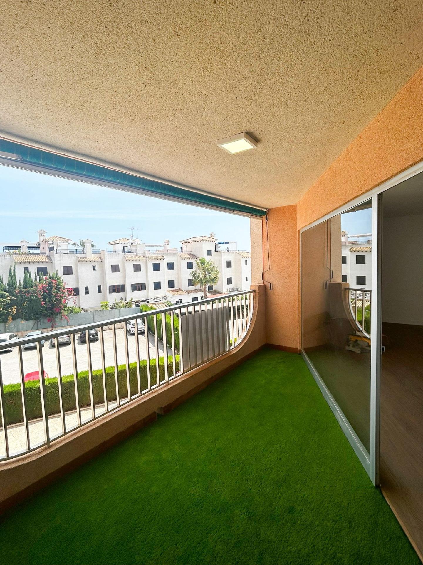 Apartment in Orihuela Costa — image 1