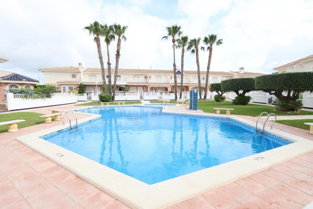 Townhouse in Rojales — image 3