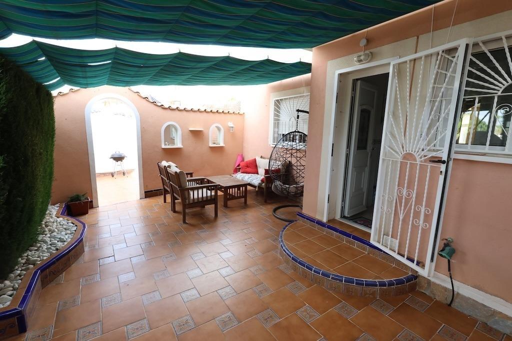 Townhouse in Rojales — image 7
