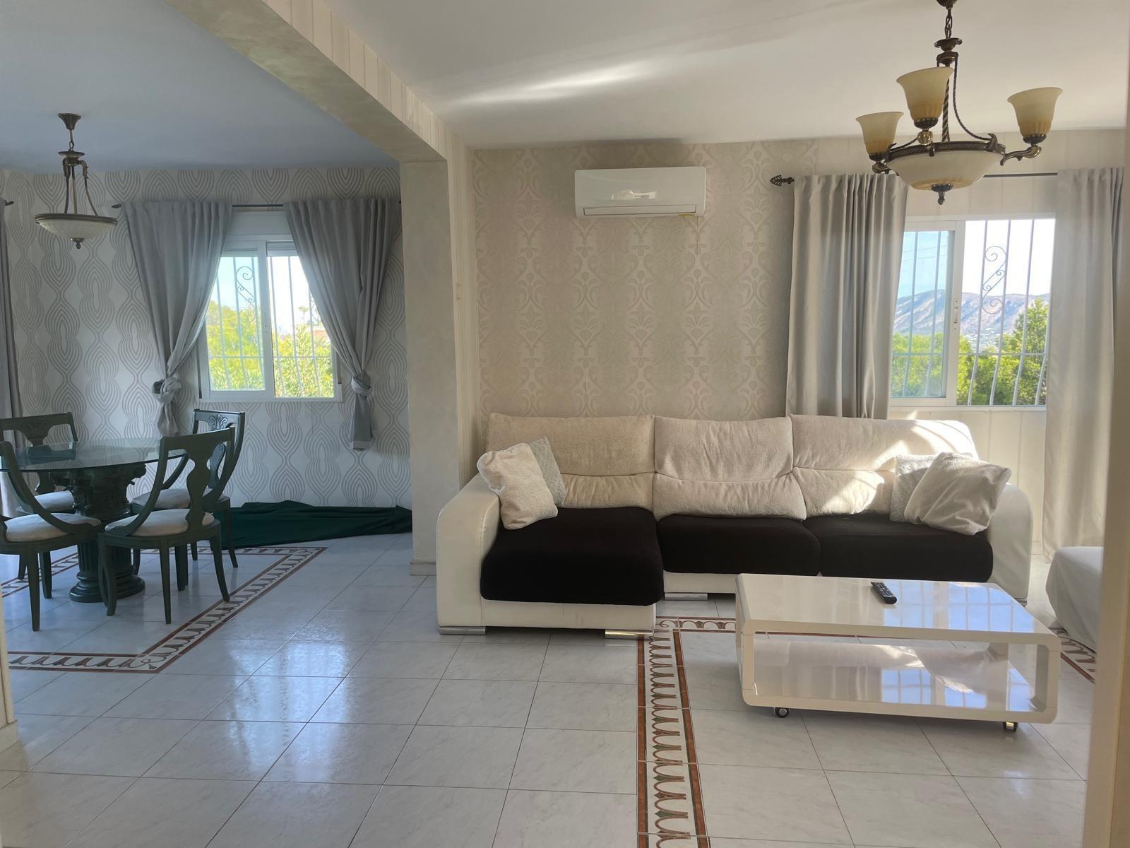 Villa in La Nucia — image 5