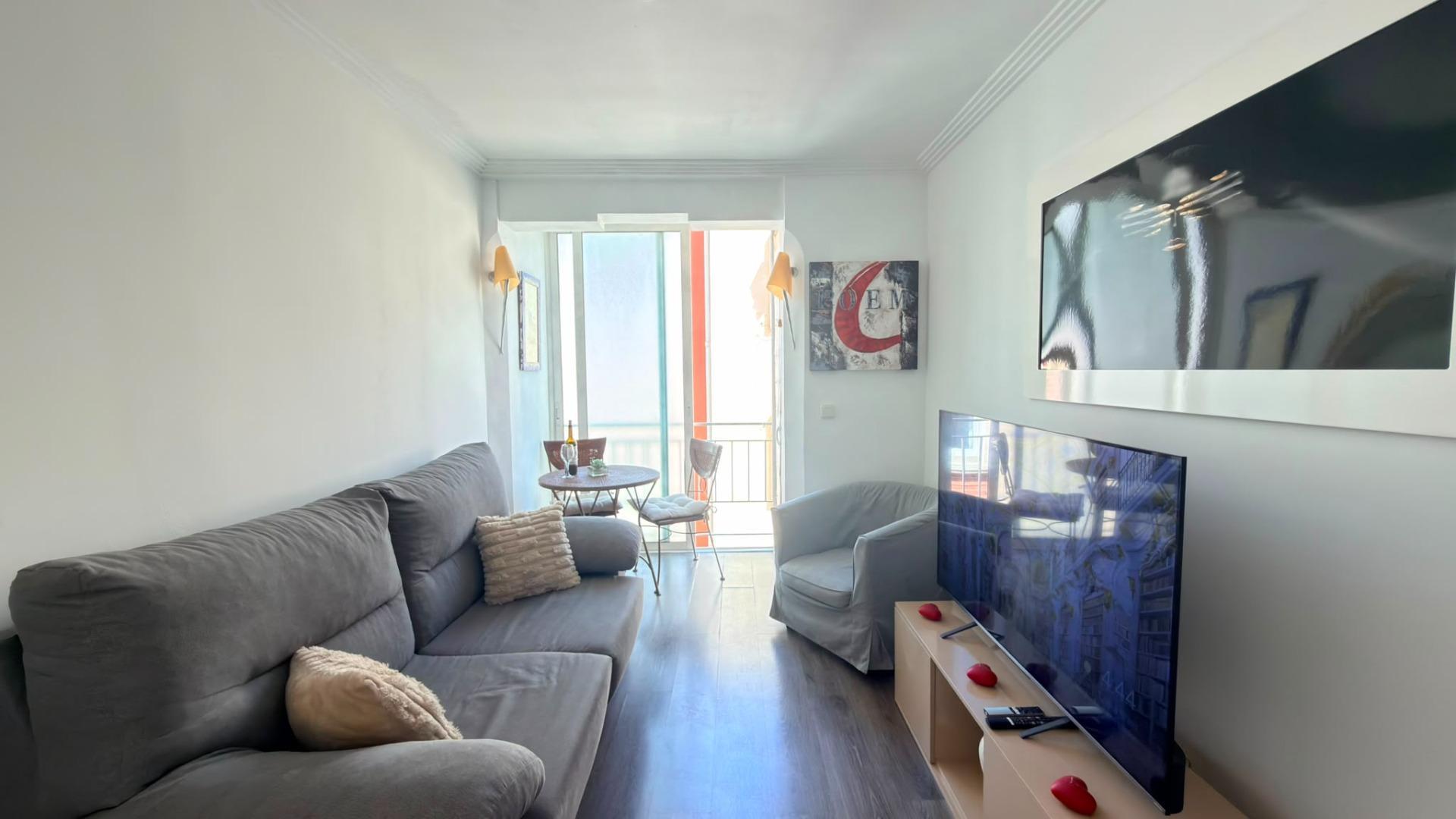 Apartment in Alicante — image 2
