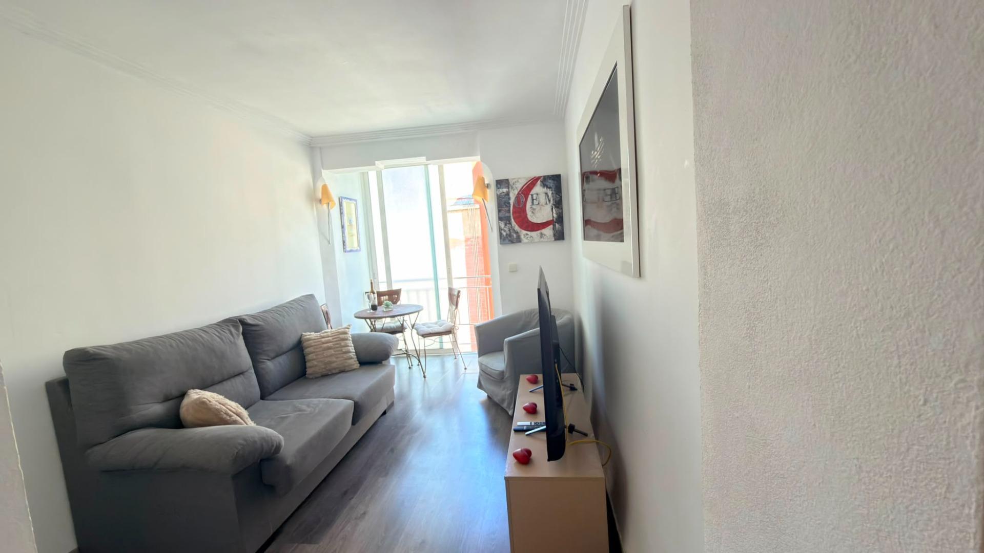 Apartment in Alicante — image 4