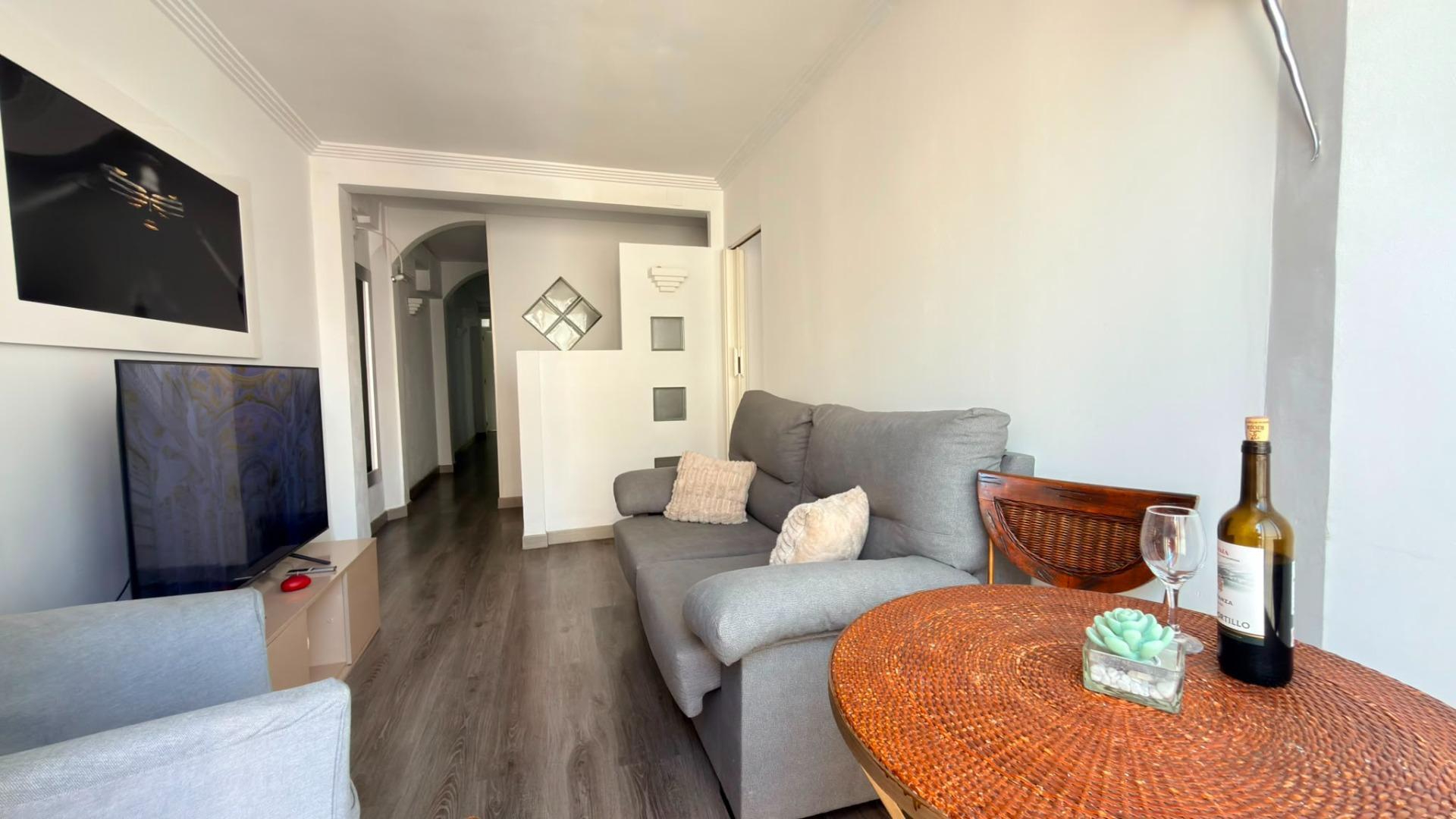 Apartment in Alicante — image 5