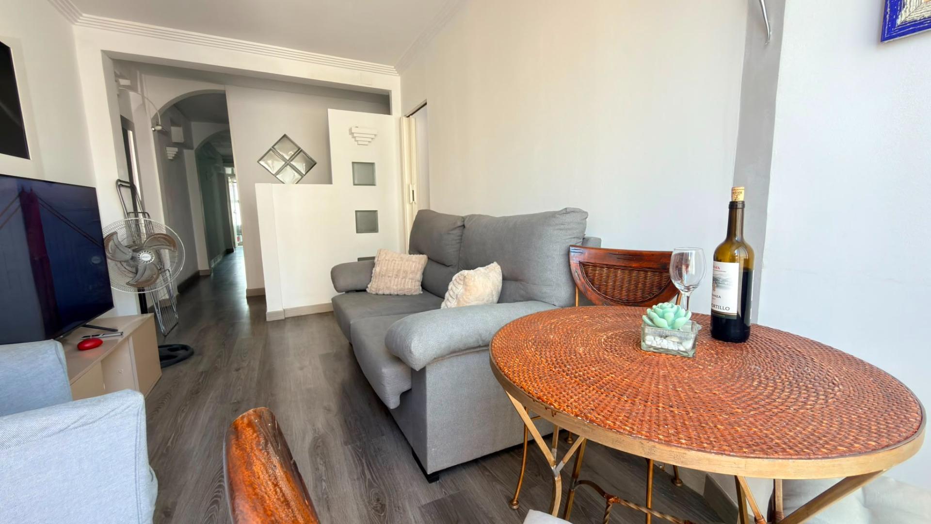 Apartment in Alicante — image 6