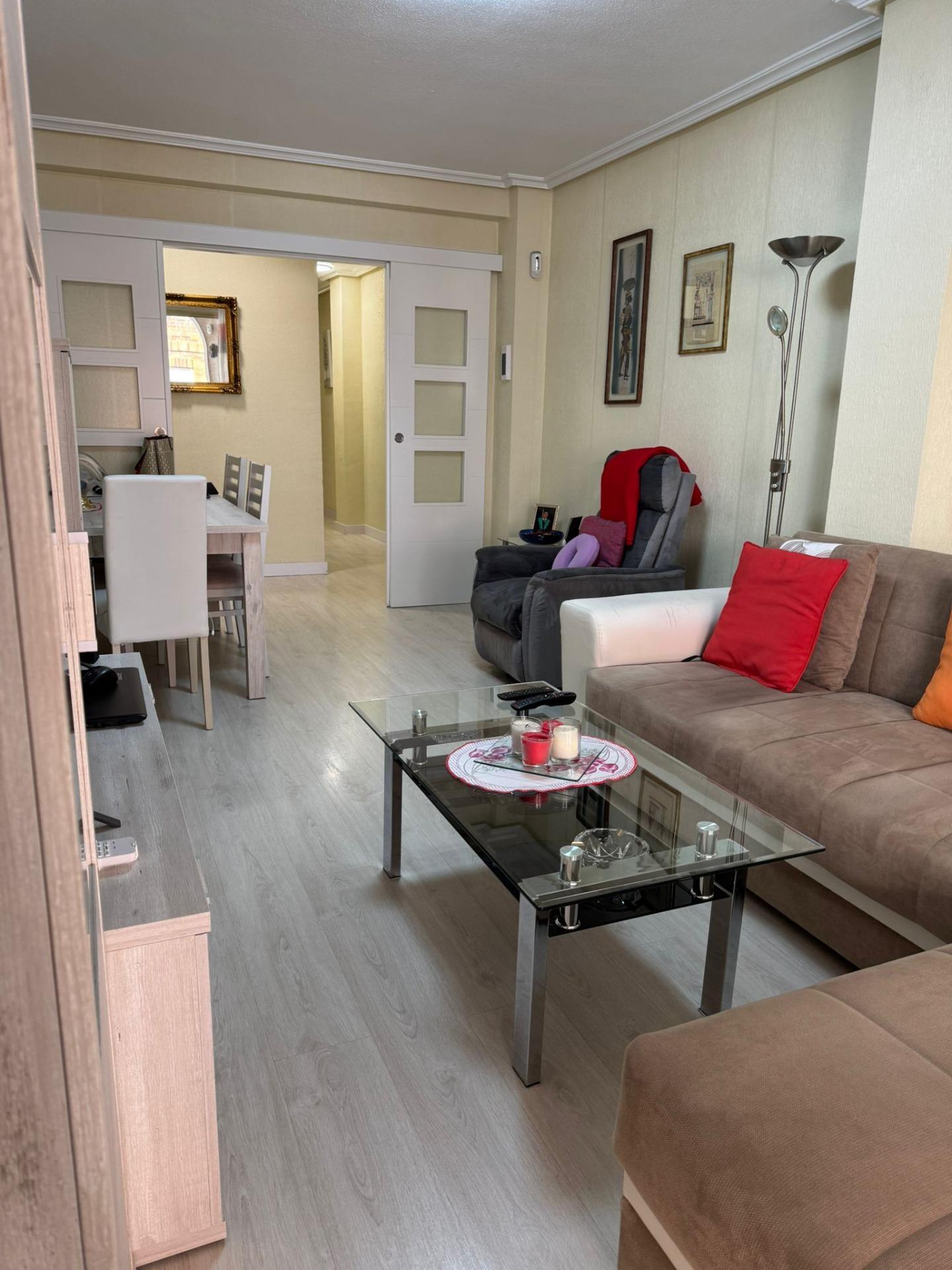 Apartment in Torrevieja — image 2